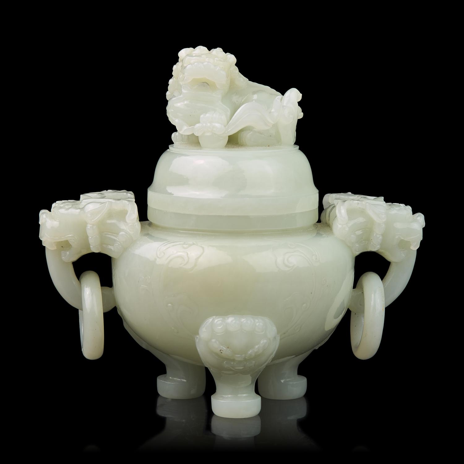 A Chinese White Jade Tripod Censer and Cover, 20th Century 近代 白玉活環耳三足爐