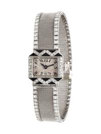 ART DECO, PLATINUM, DIAMOND AND ONYX WRISTWATCH