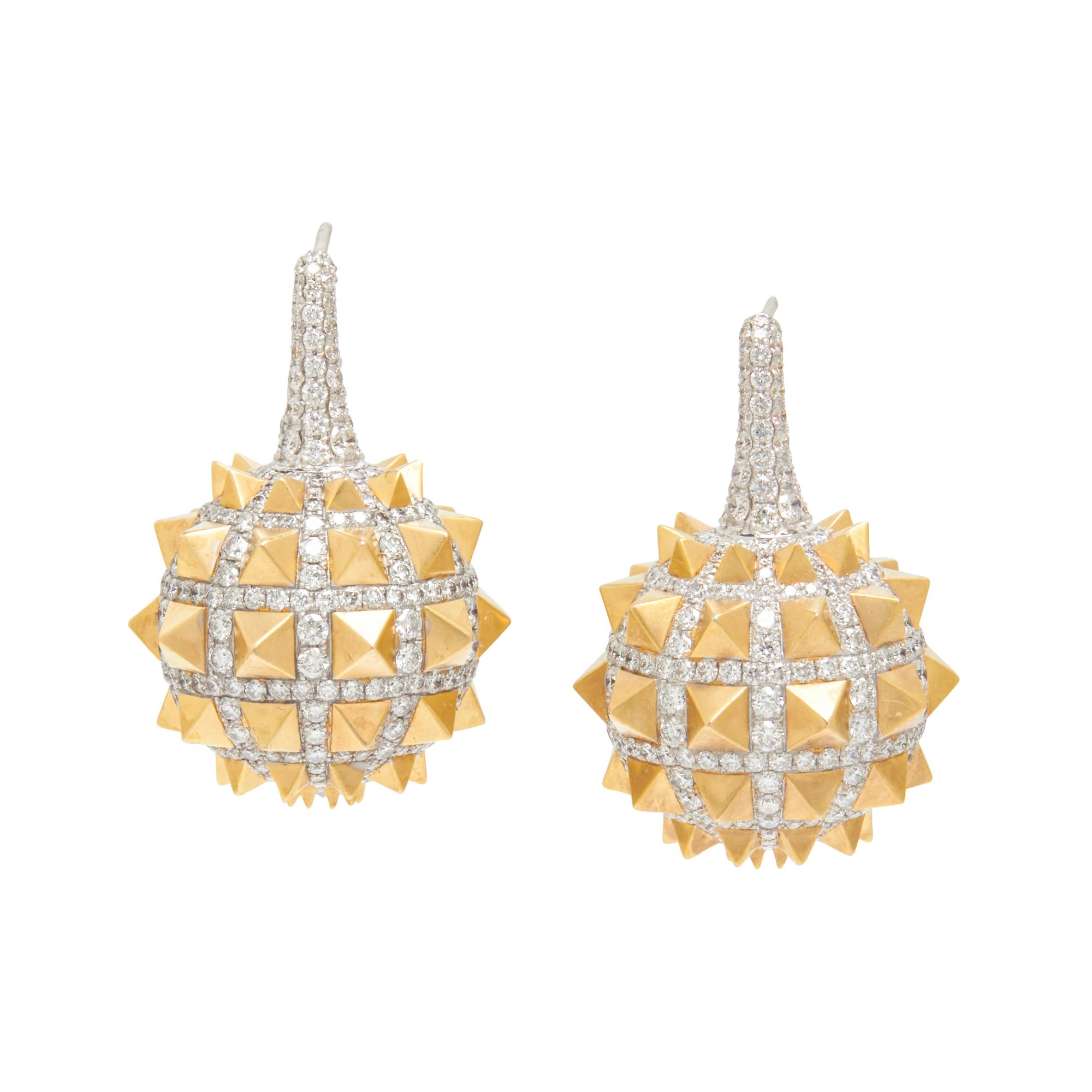 BICOLOR GOLD AND DIAMOND EARRINGS