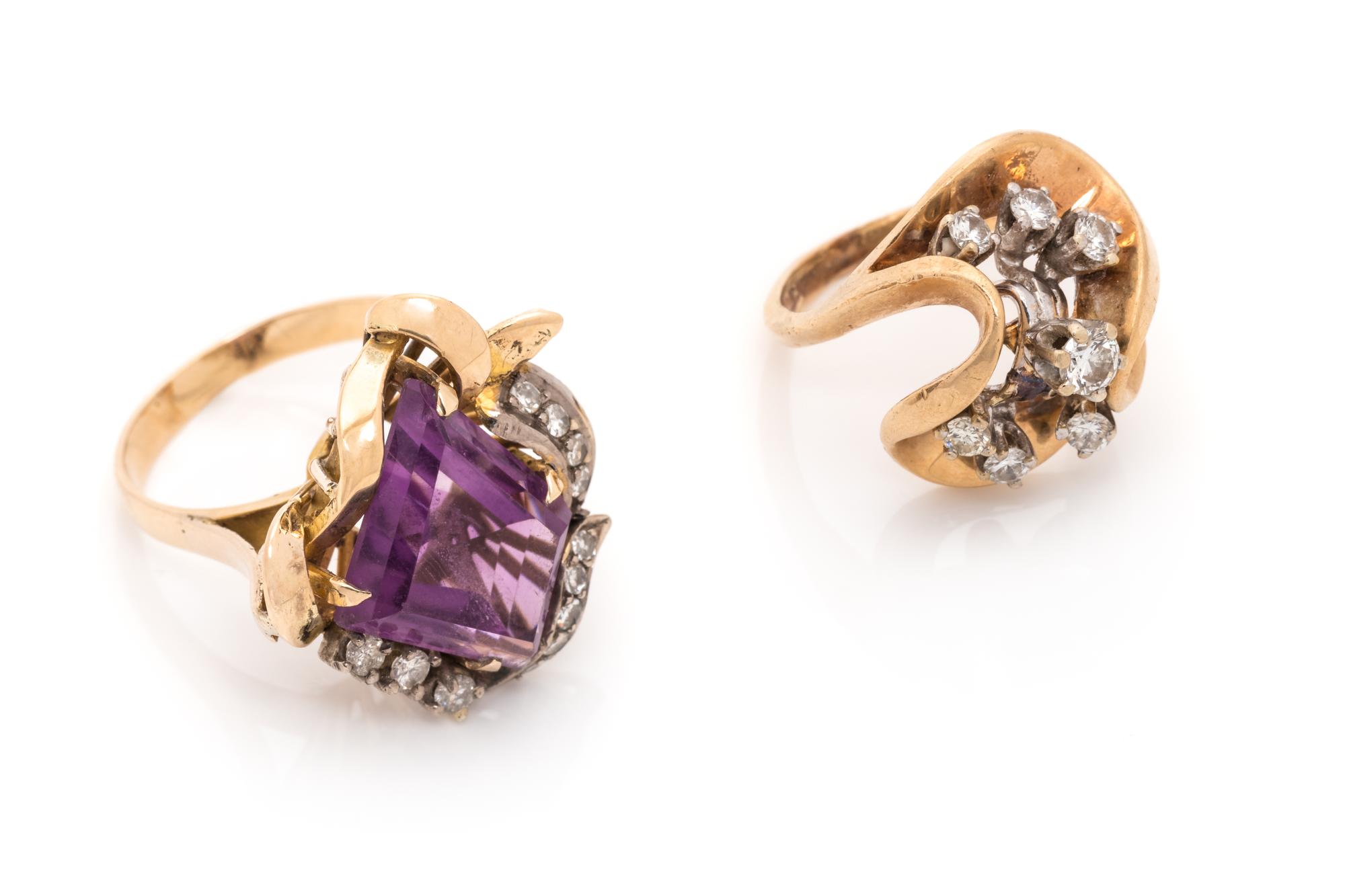 COLLECTION OF GEMSTONE RINGS