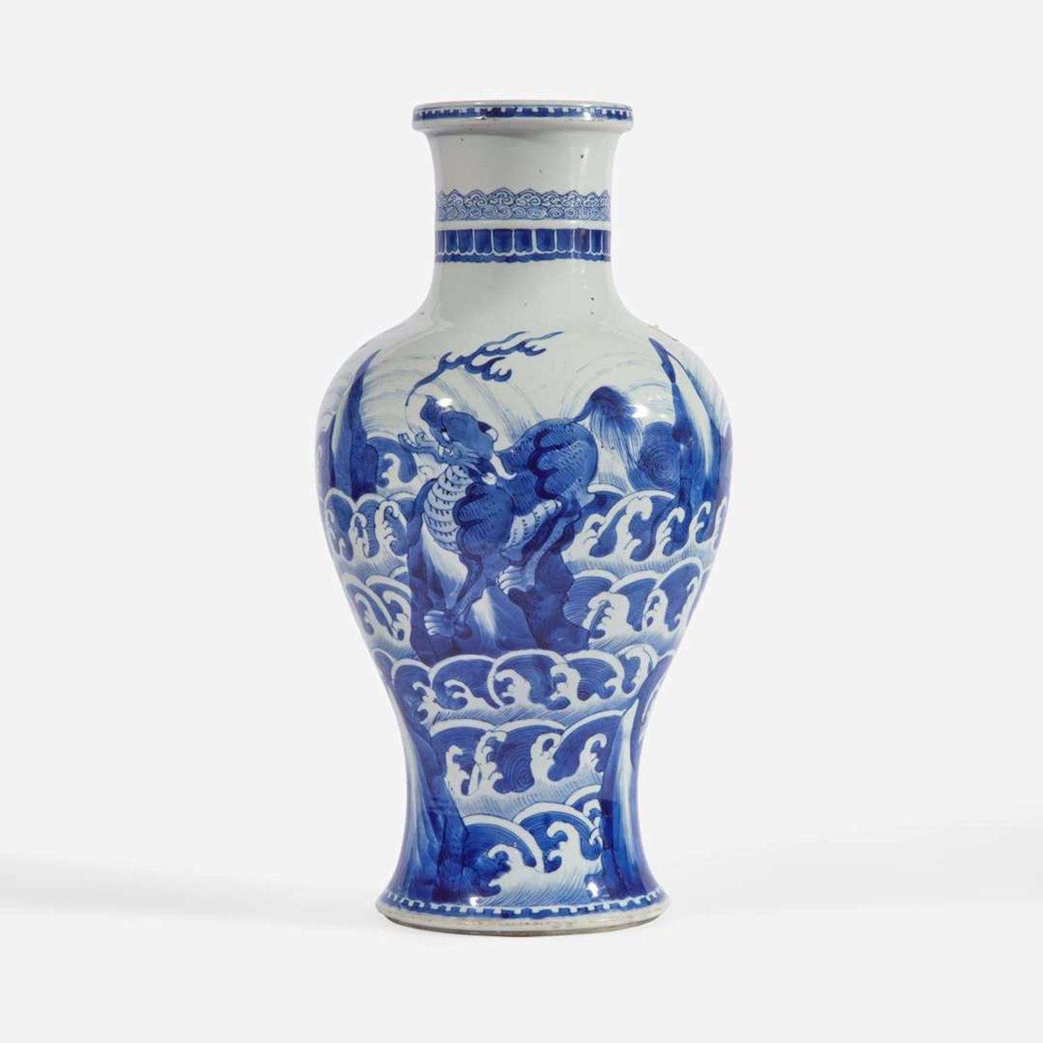 A large Chinese blue and white porcelain baluster vase 海水江崖瑞兽青花大瓶
