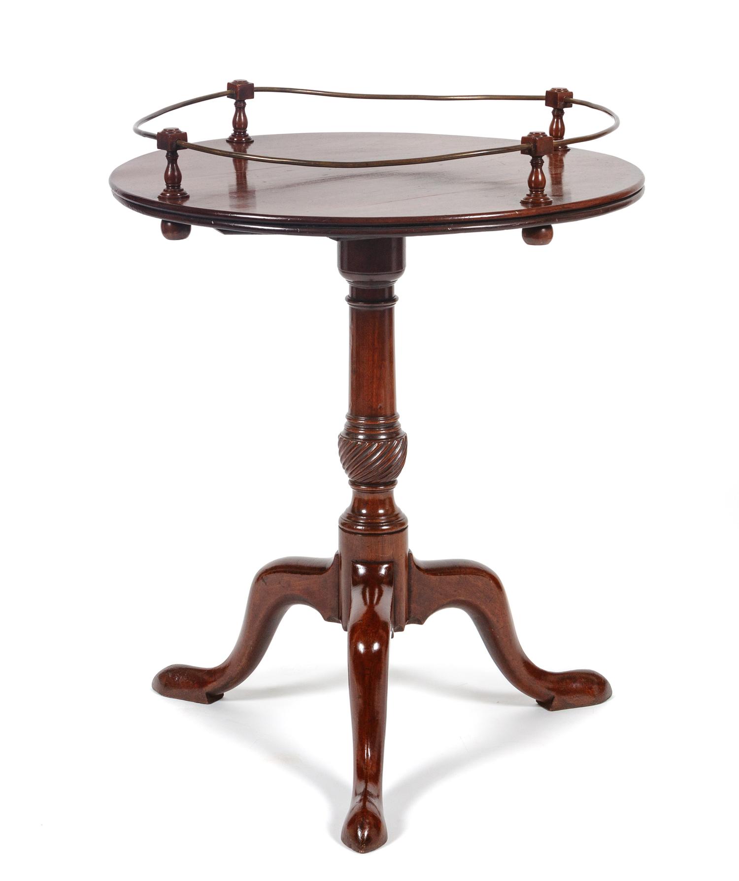A Chippendale Style Mahogany Tilt-Top Tea Table — LATE 19TH CENTURY