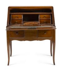 A Louis XV Diminutive Fruitwood Bureau en Pente
