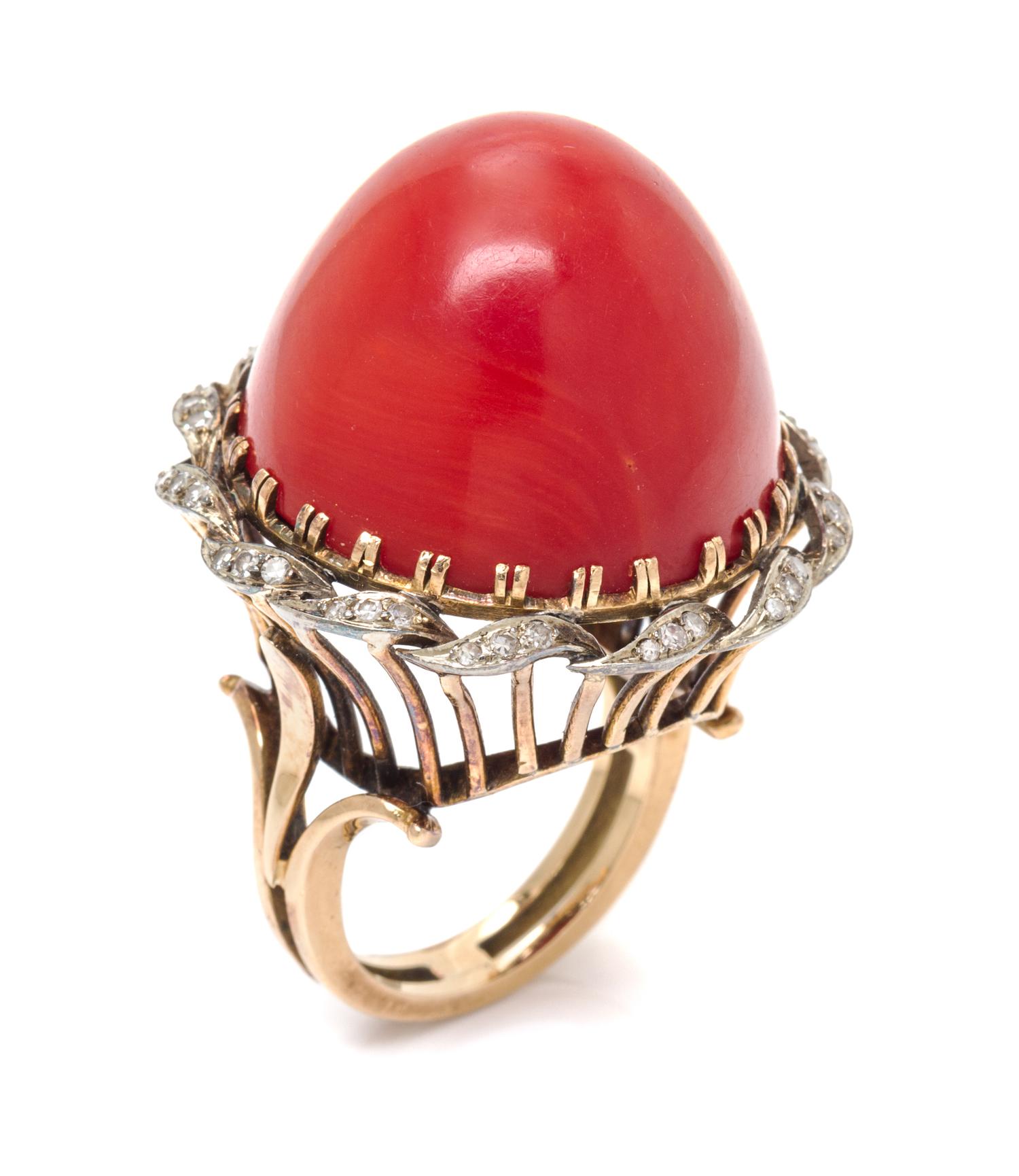 A Fine Yellow Gold, Coral and Diamond Bombe Ring, 13.60 dwts.