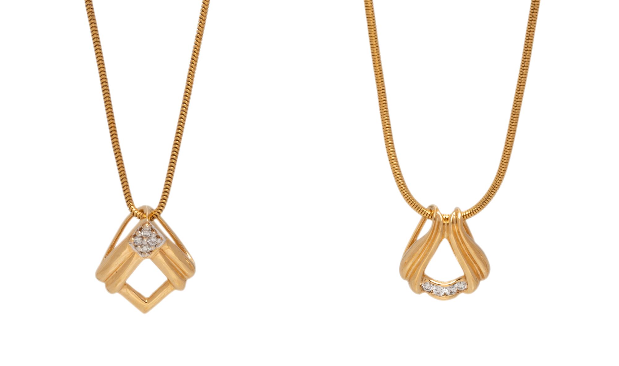 COLLECTION OF YELLOW GOLD AND DIAMOND PENDANT/NECKLACES