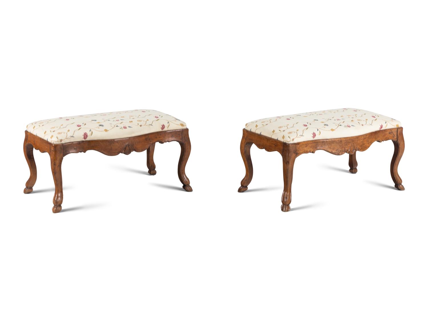 Italian Rococo Style Serpentine Front Benches