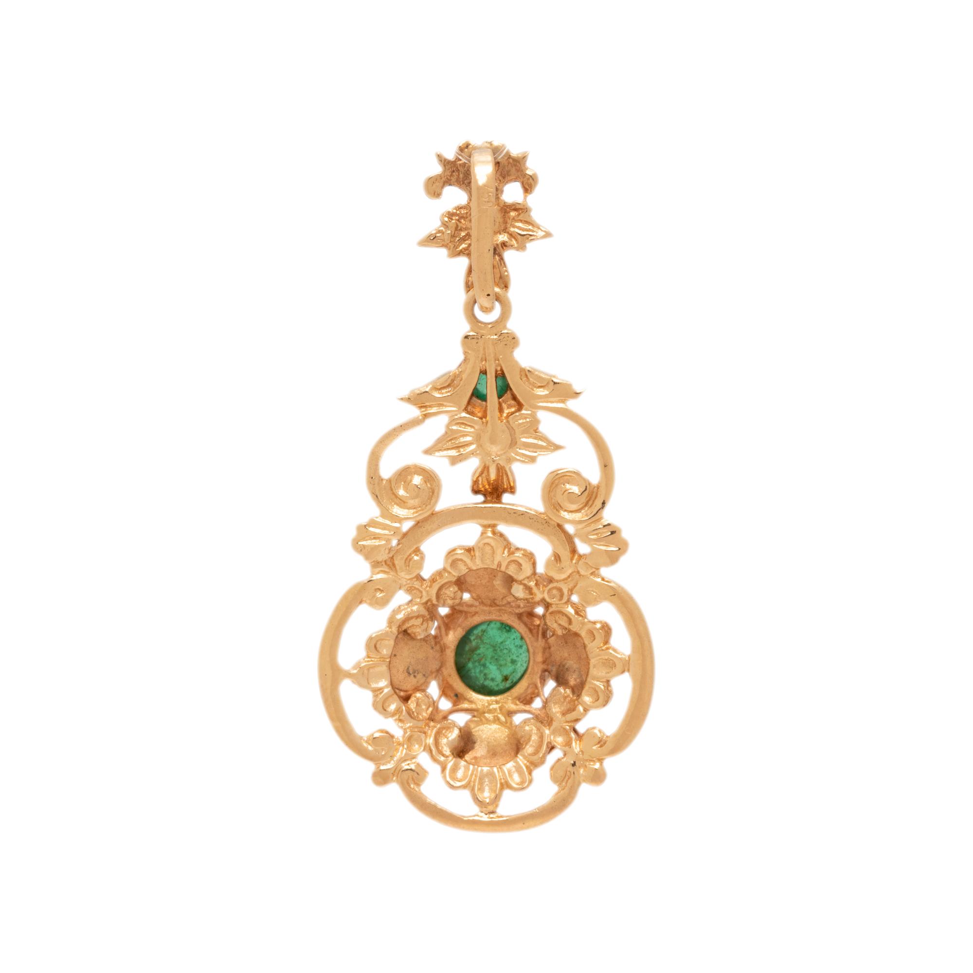 YELLOW GOLD AND EMERALD PENDANT