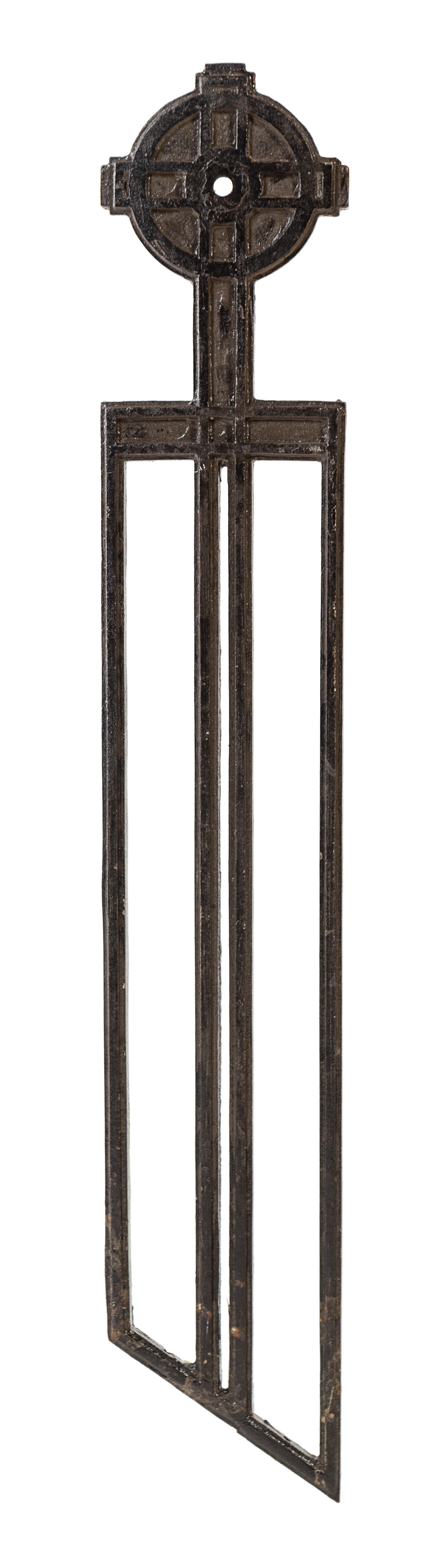 A Cast Iron Michael Reese Hospital Baluster Panel, Hugh Garden Height 40 inches. — CIRCA 1907