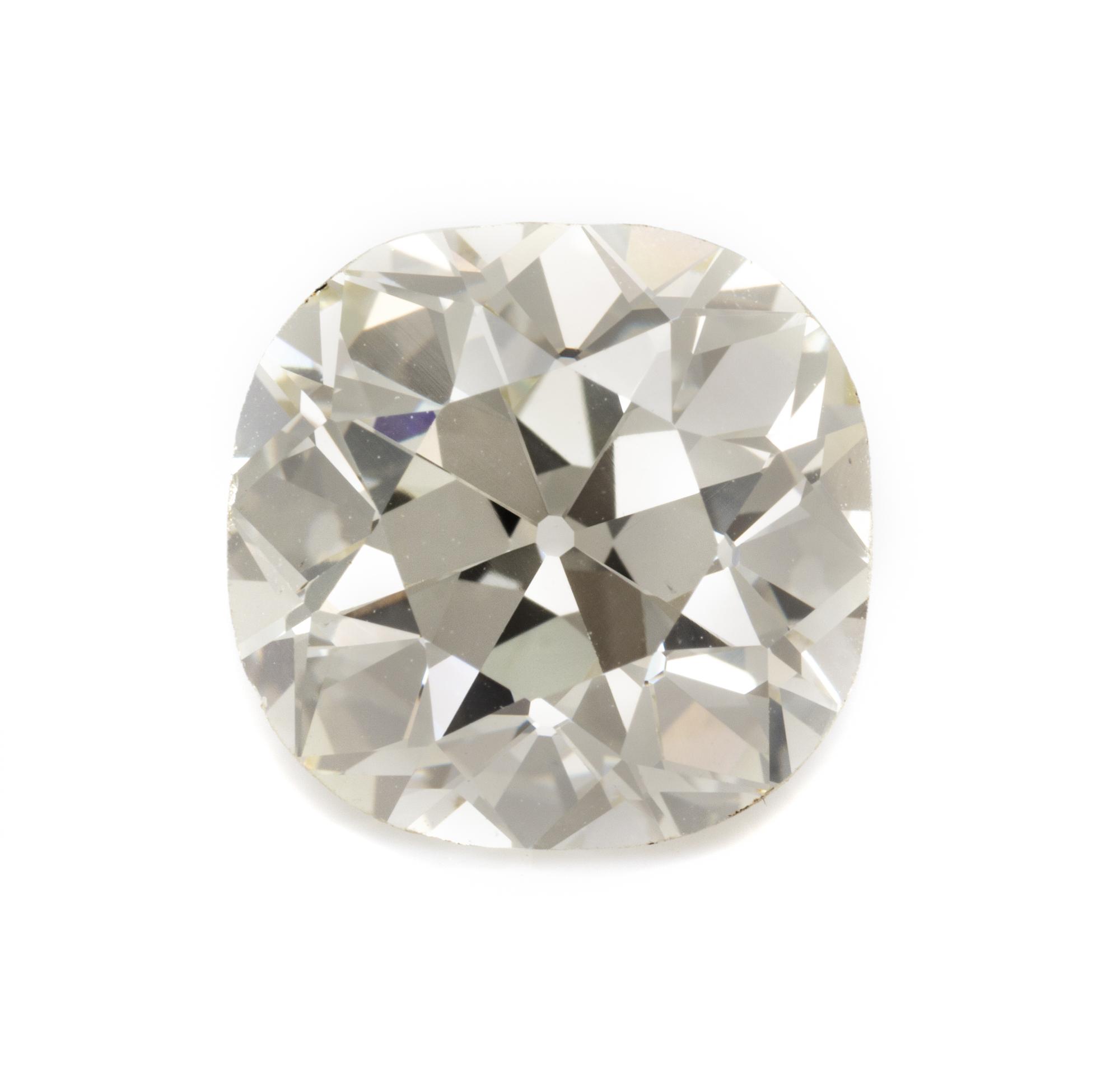 A Platinum and Diamond Ring, 5.20 dwts.