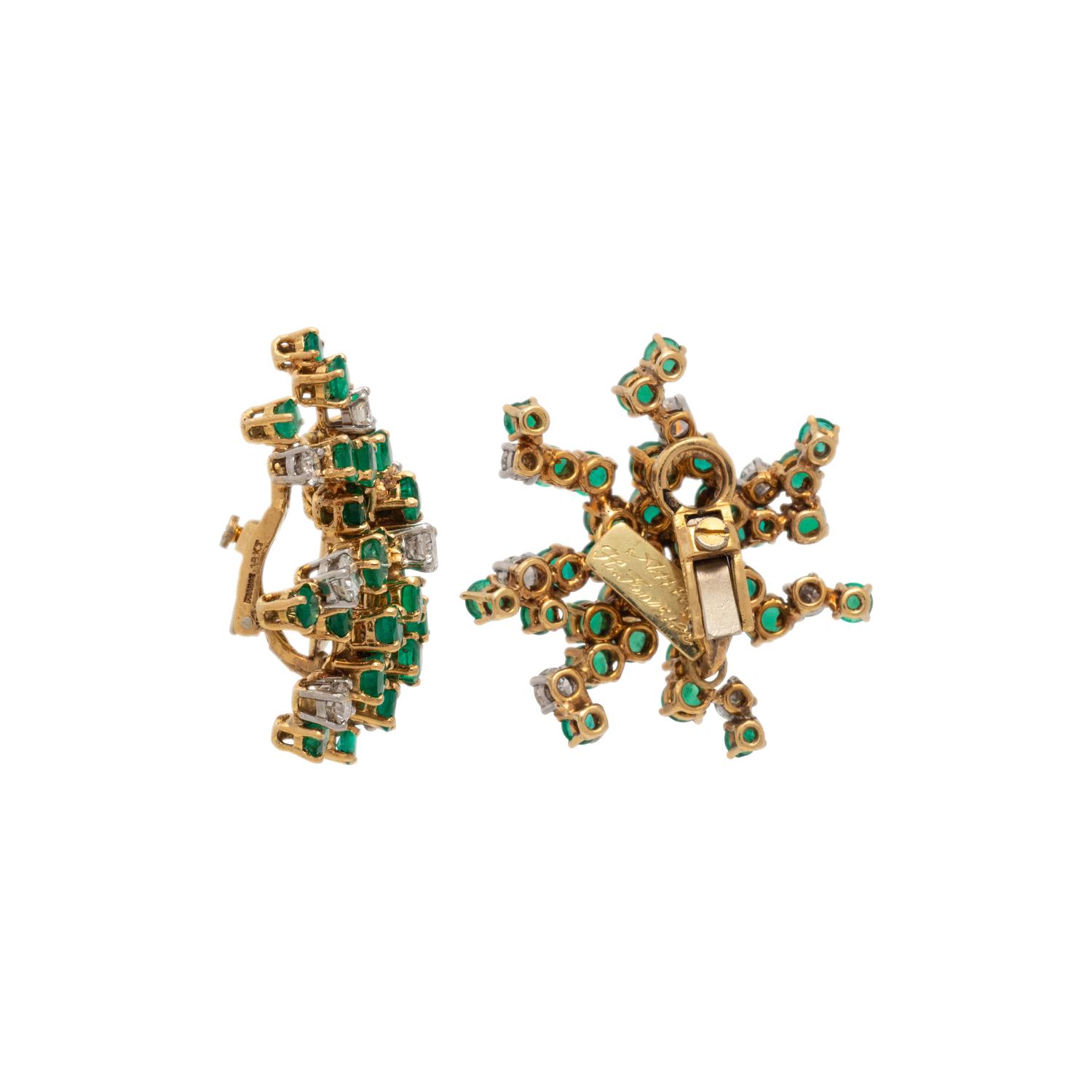 EMERALD, DIAMOND AND YELLOW GOLD EARRINGS