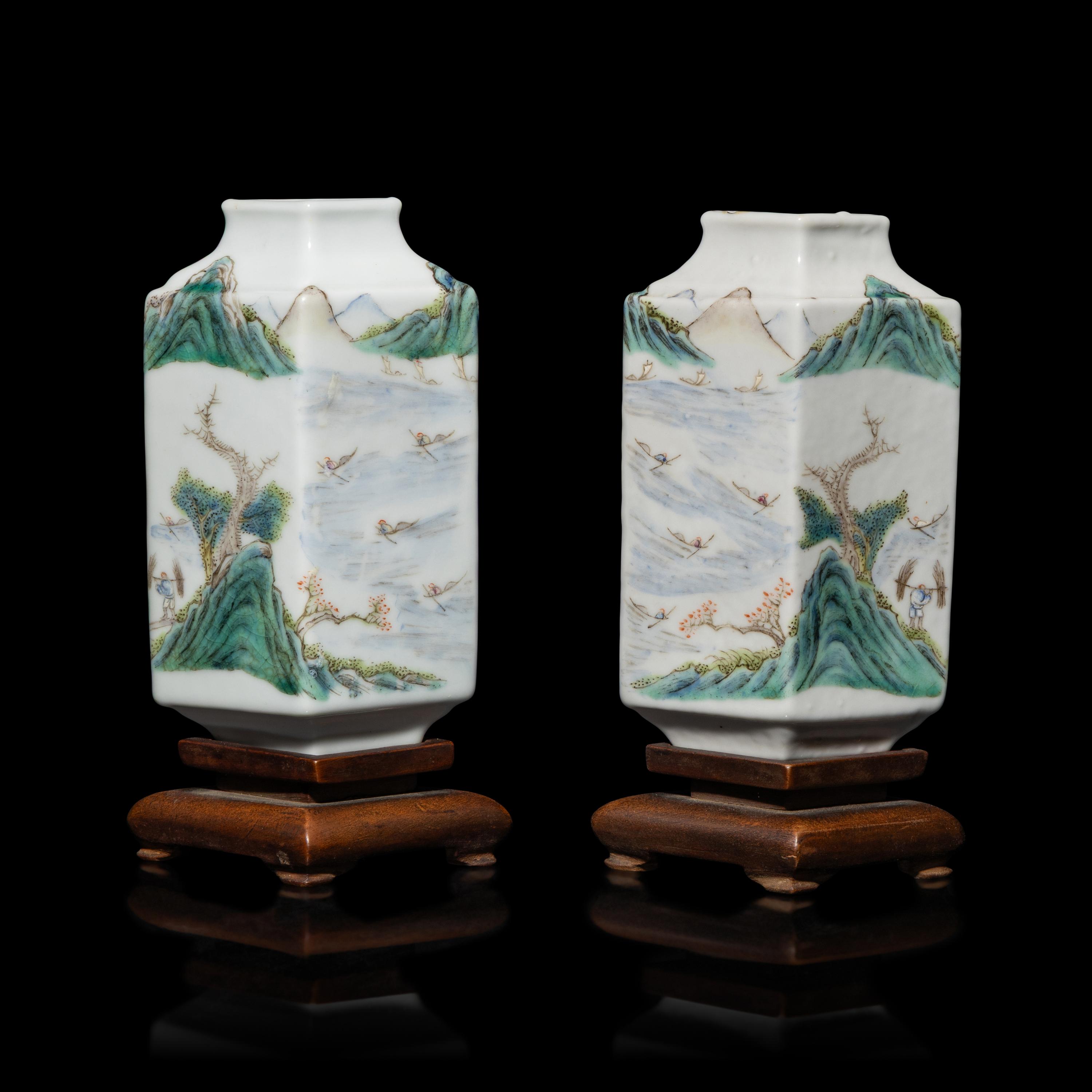 A Pair of Chinese Famille Rose Porcelain Lozenge-Form Vases, Late 19th-Early 20th Century — 晚清-民國 粉彩山水圖方瓶一對 帶木座
