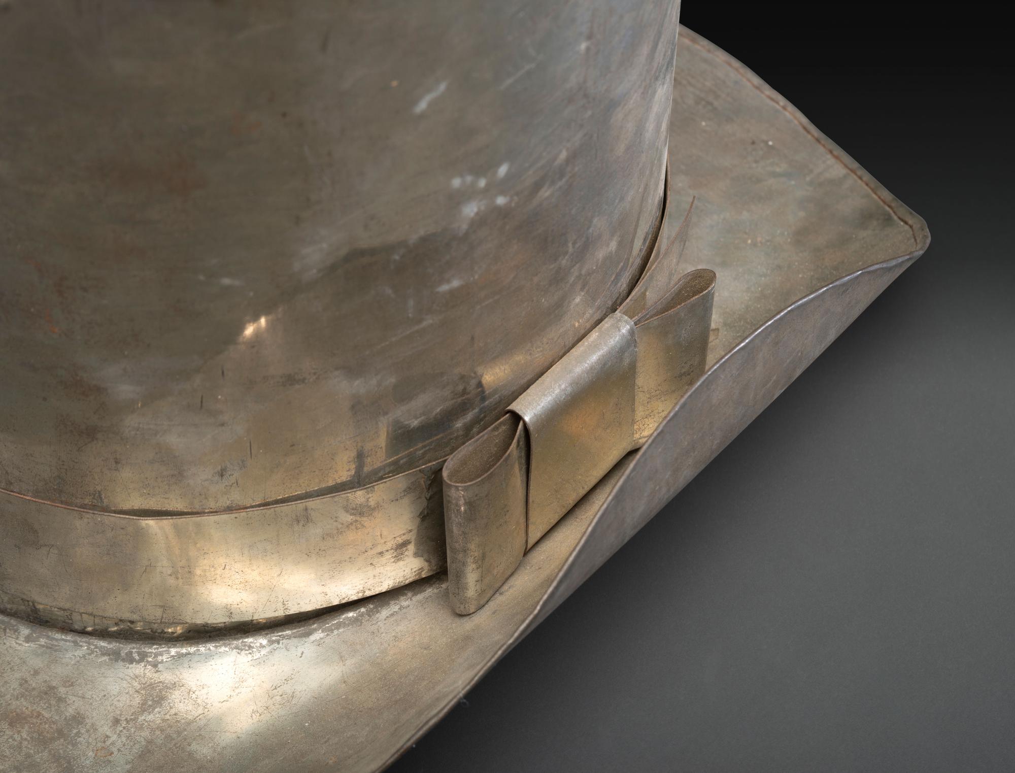 A 10th Anniversary Tin Top Hat