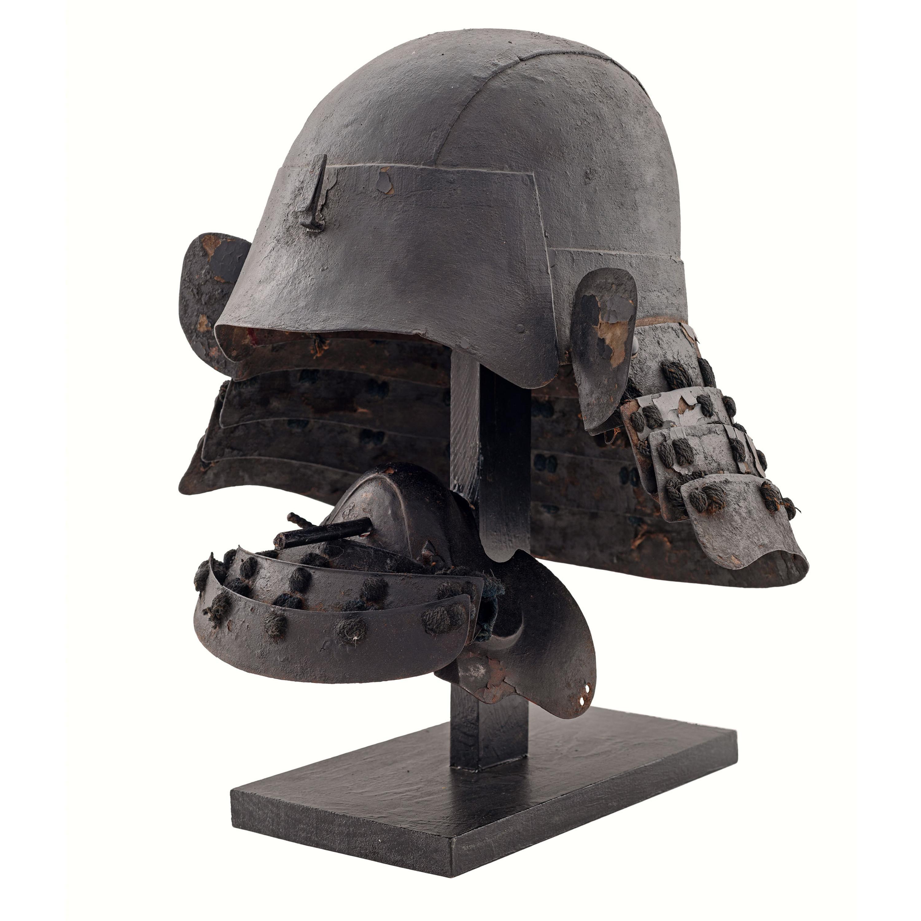 Edo-Period Japanese Hineno Kabuto with Contemporary Hanbo