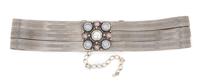 An Oscar de le Renta Chain Belt, 32" x 2.25".