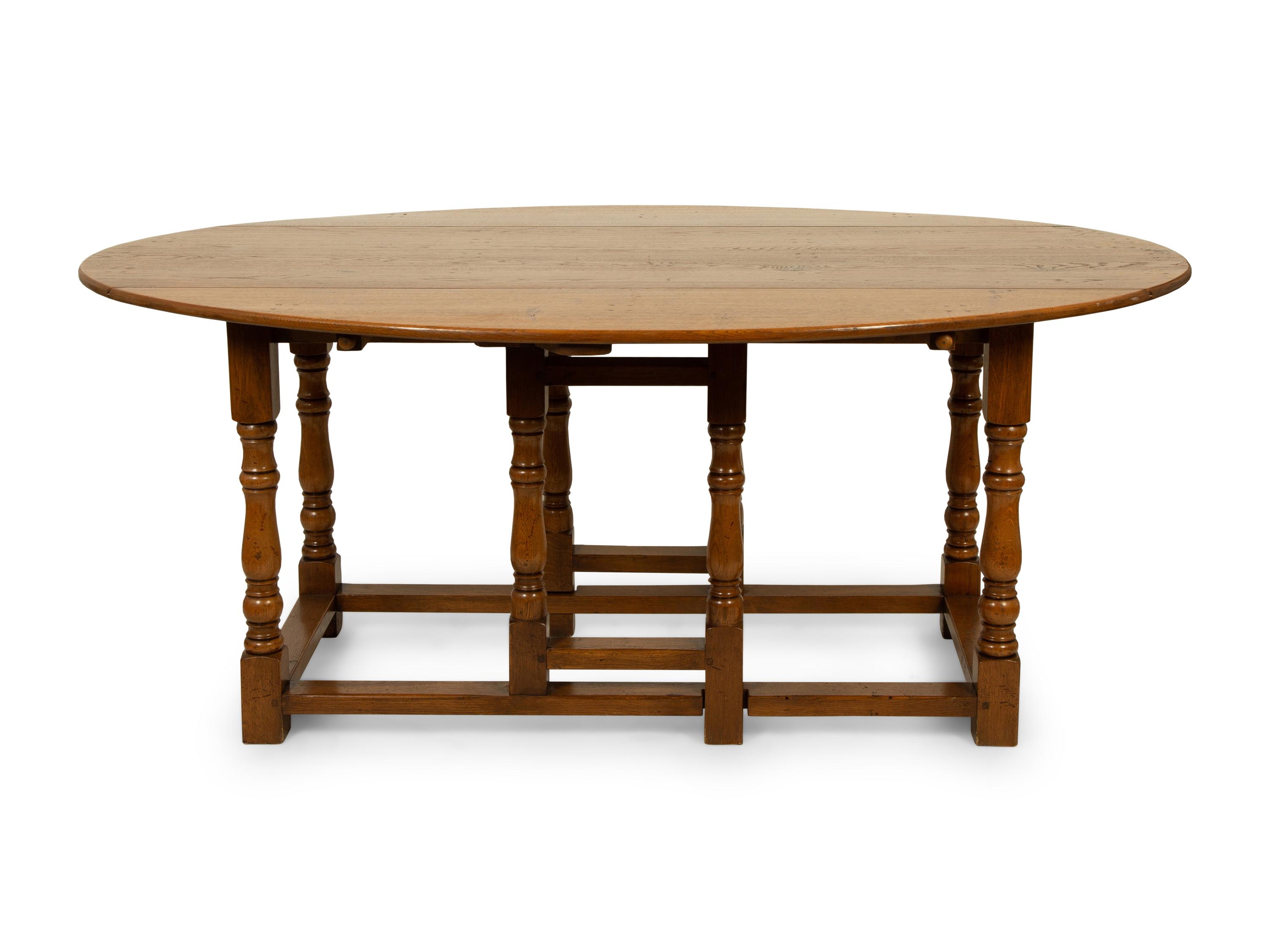 A William & Mary Style Oak Gate Leg Table — 19TH CENTURY
