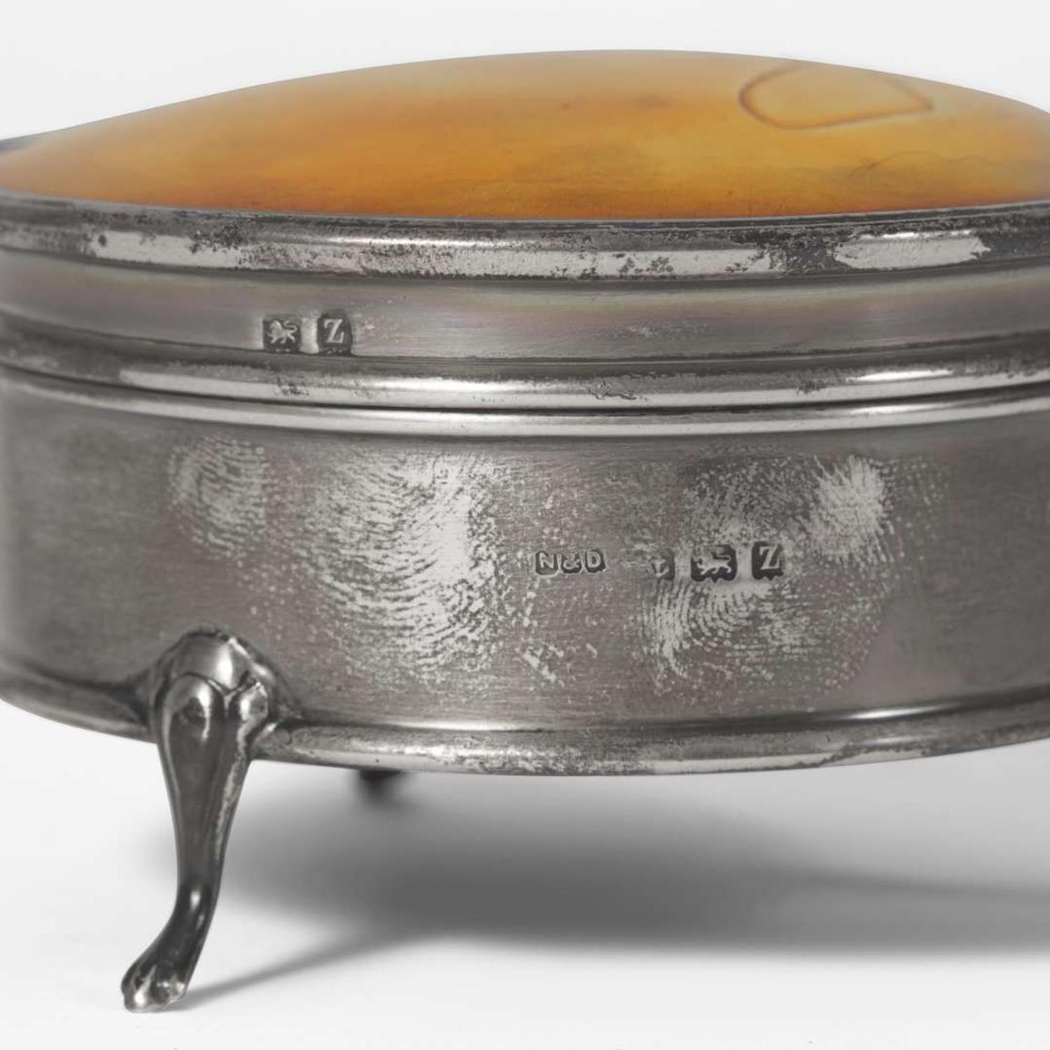 A group of five assorted sterling silver and silver-mounted boxes Various English and Continental makers, various dates ranging 1806-1924