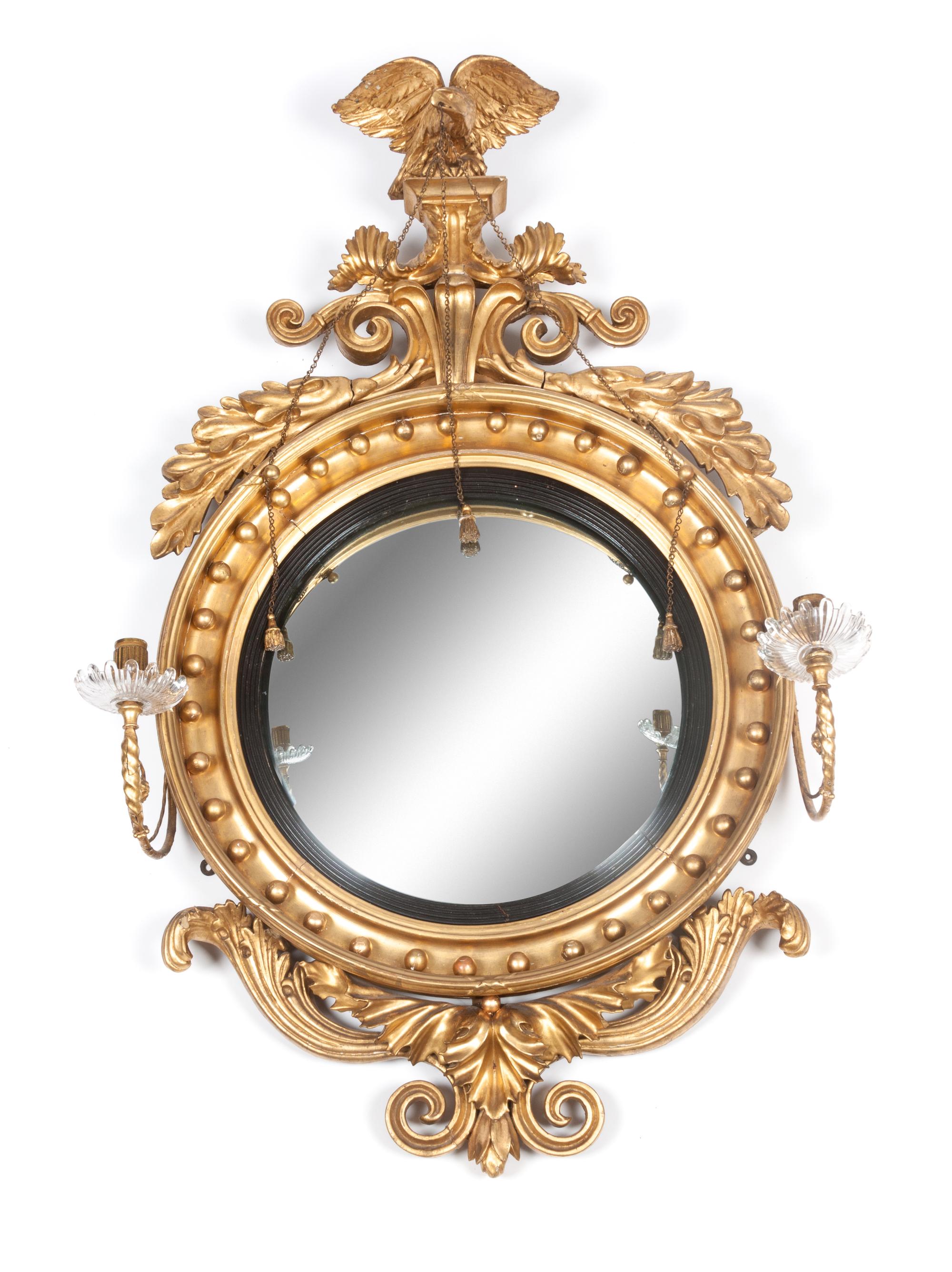 An American Federal Convex Giltwood Mirror — EARLY 19TH CENTURY