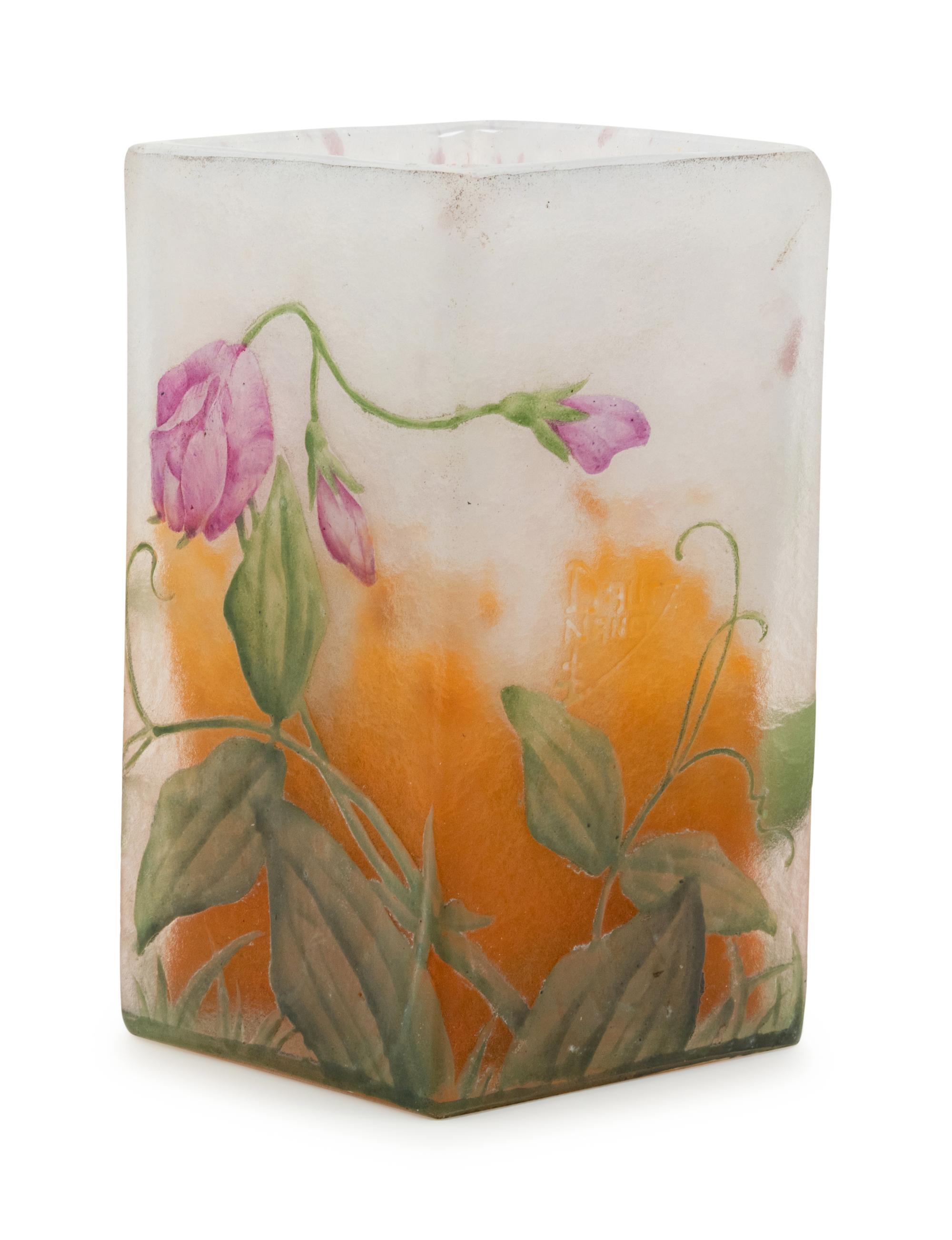 Sweet Pea Cabinet Vase
