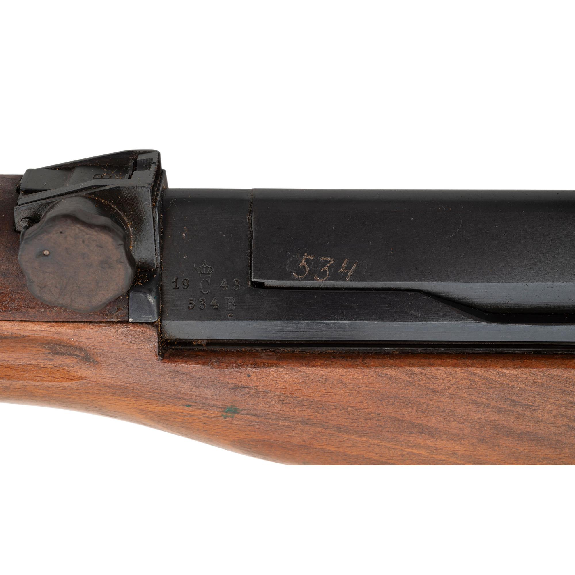 **Swedish Carl Gustafs Model AG-42B