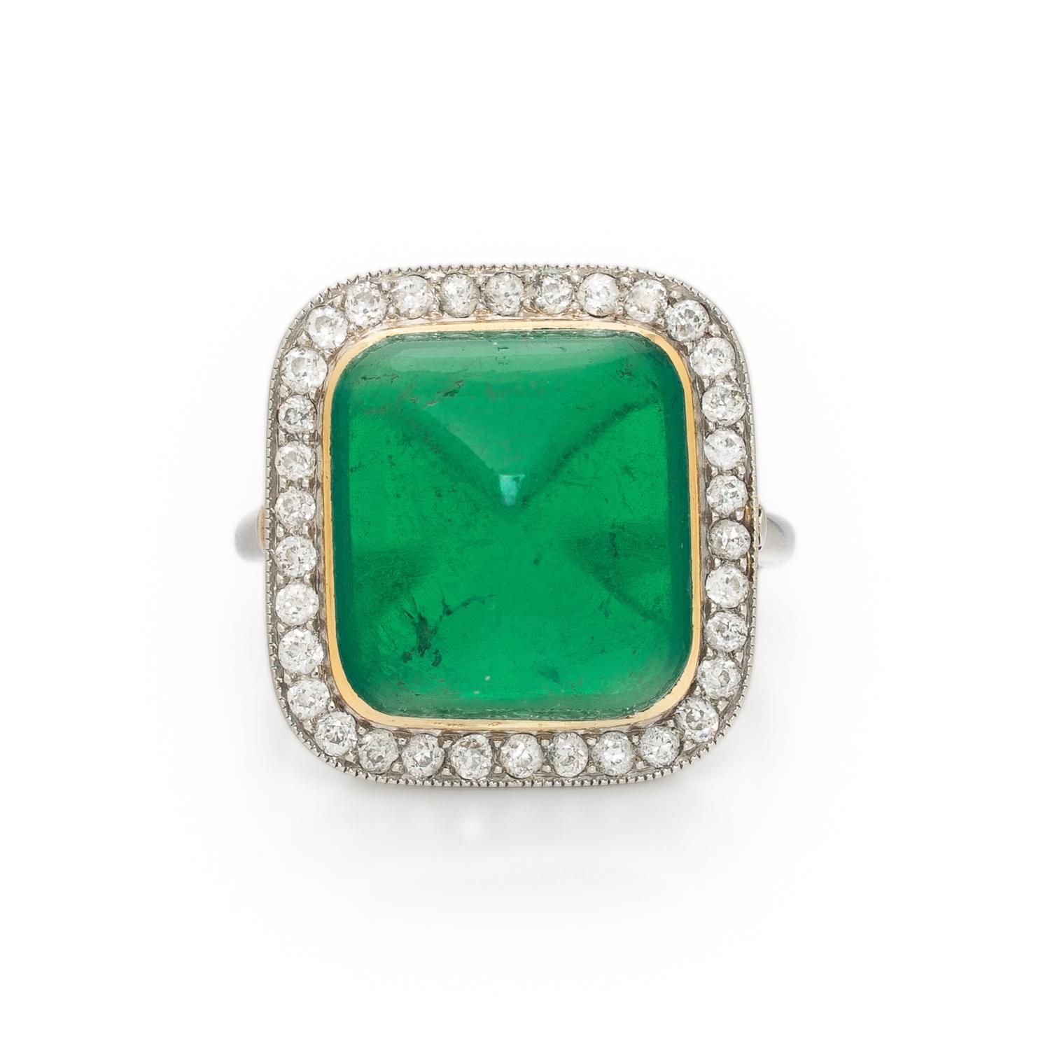 COLOMBIAN EMERALD AND DIAMOND RING