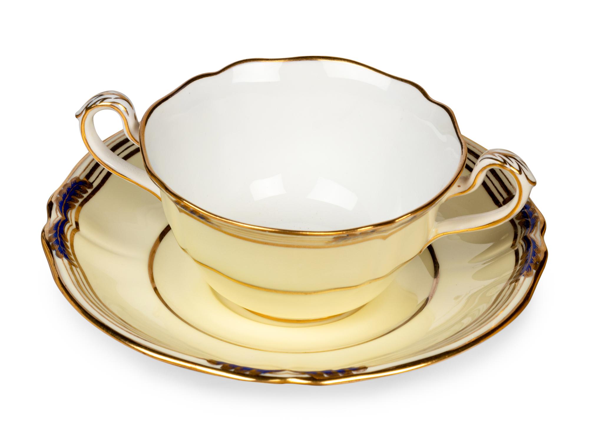 A Spode Sutherland Porcelain Dinner Service