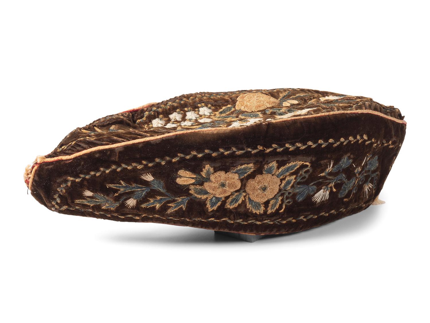 Huron Moose Hair Embroidered Glengarry Cap