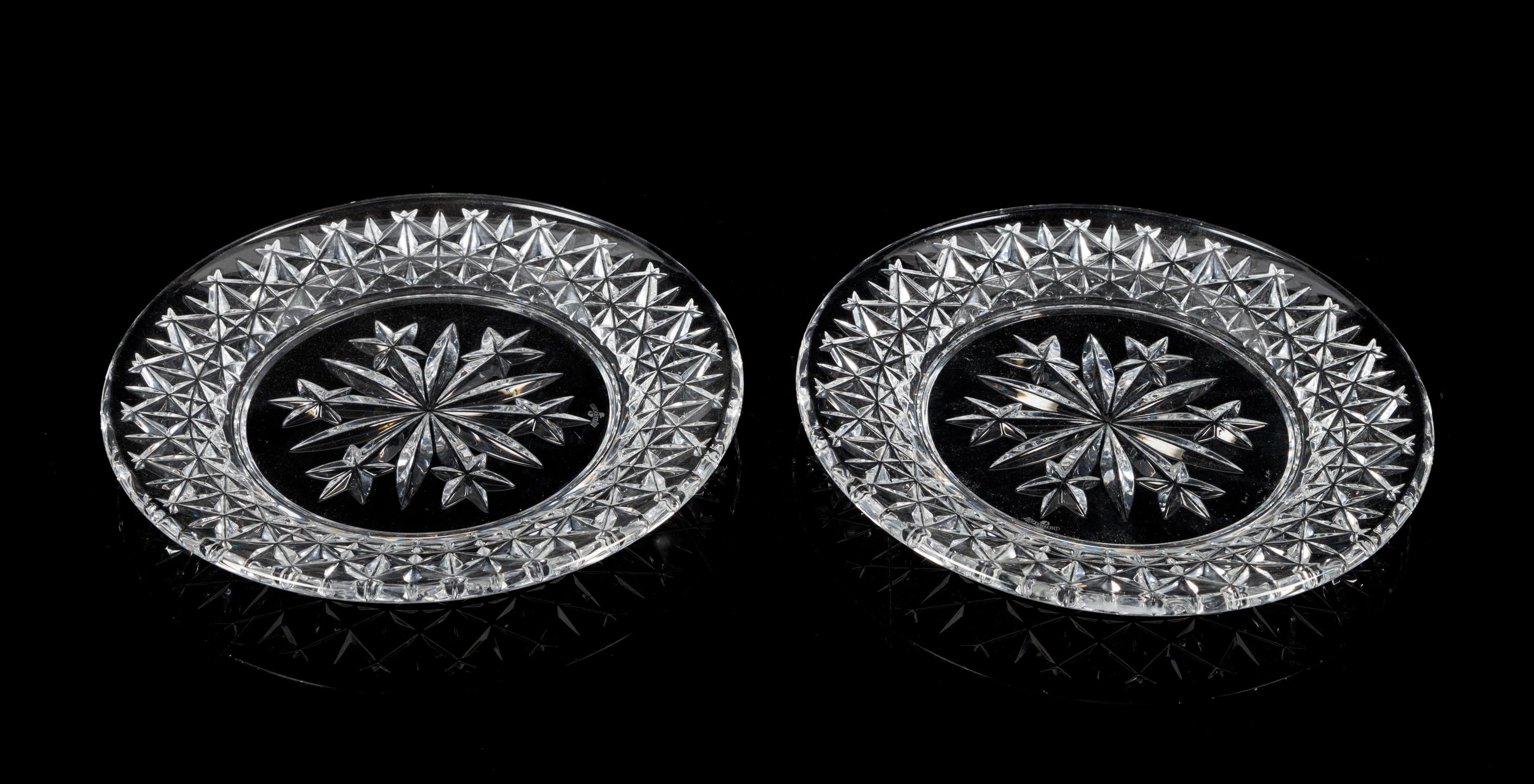 A Group of Twelve Glass Table Articles Diameter of largest 8 inches