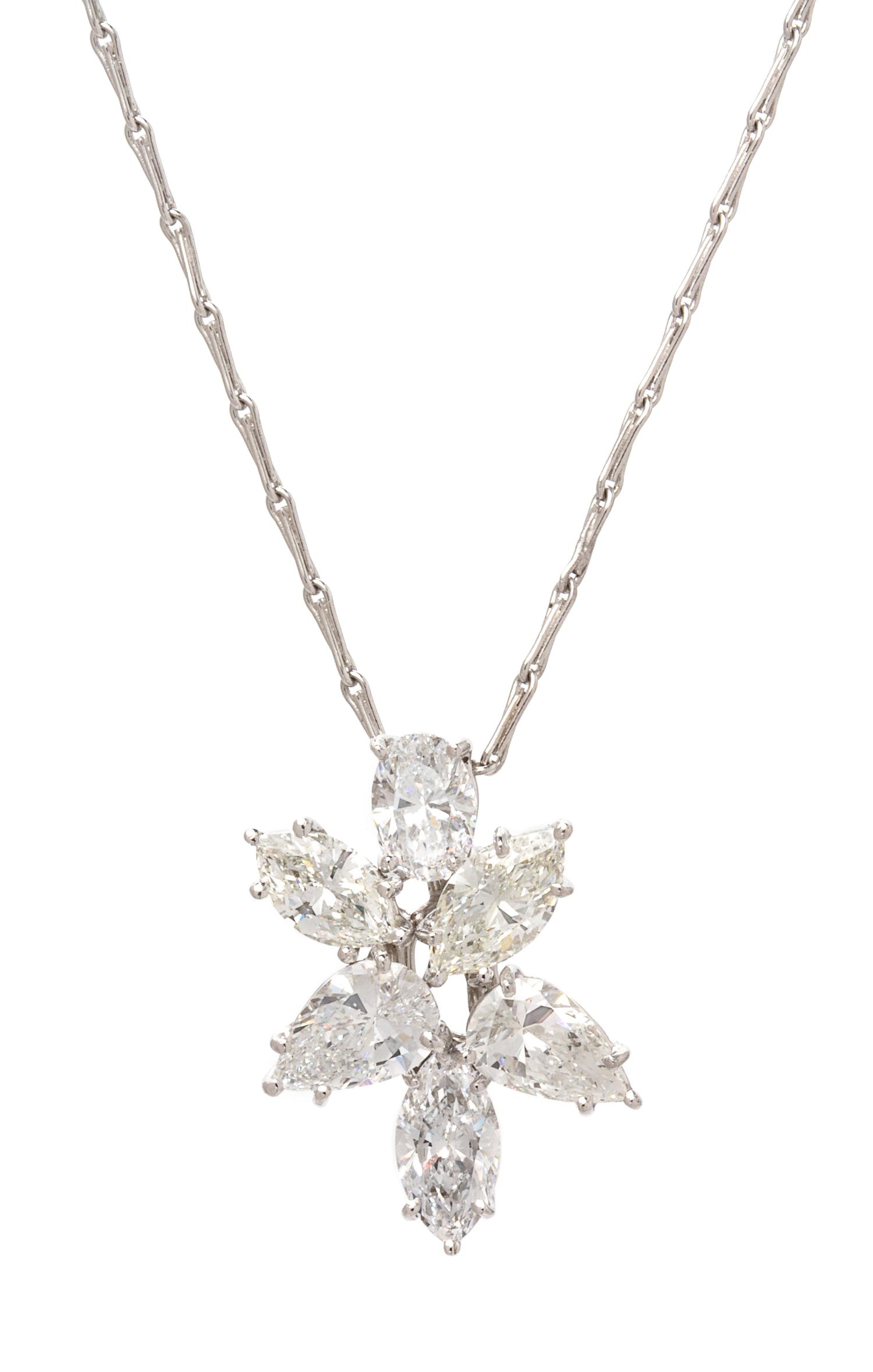 A Platinum and Diamond Pendant Necklace, 4.30 dwts.