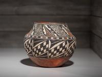 Acoma Polychrome Pottery Jar