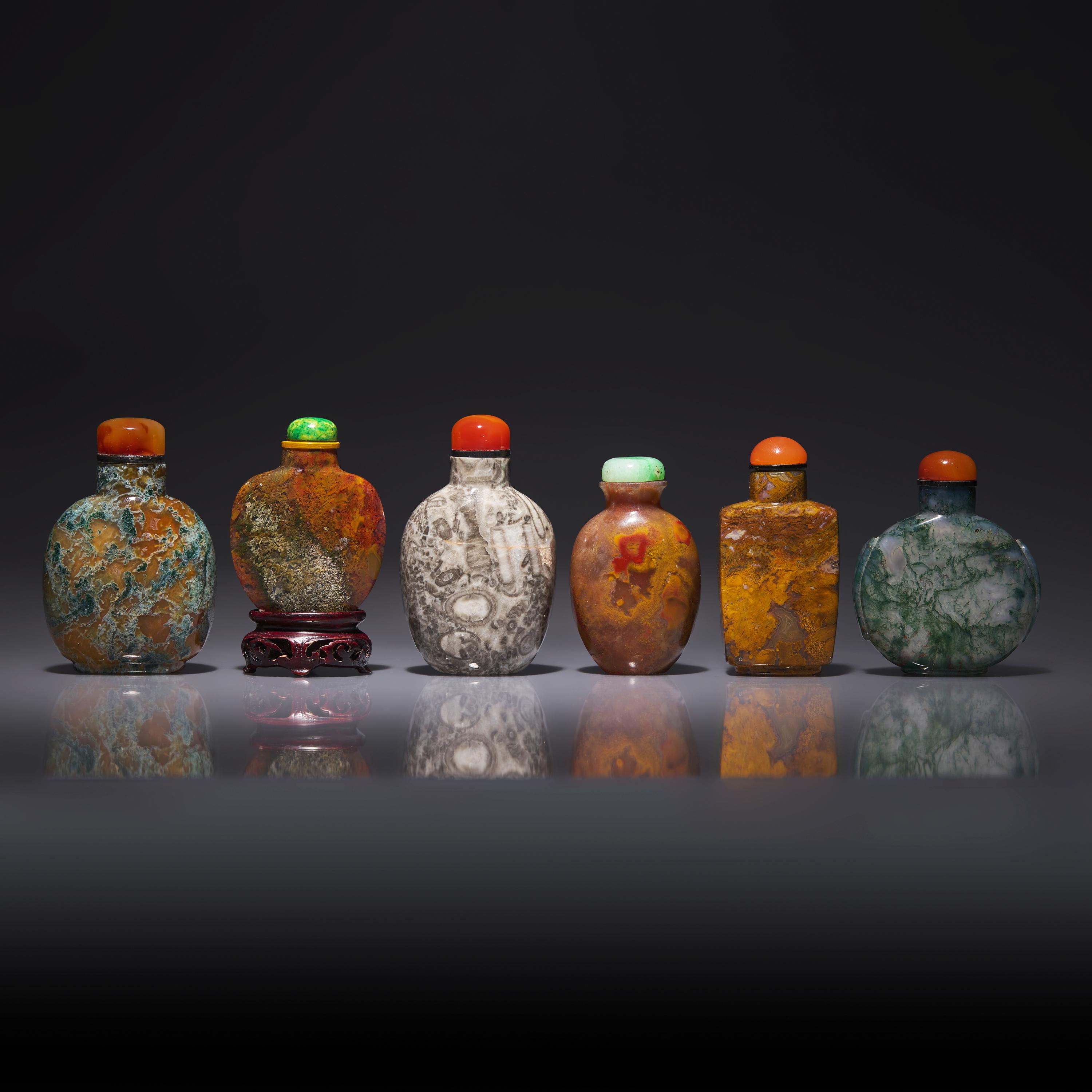 Six Chinese Agate and Conglomerate Snuff Bottles 瑪瑙及抱子石鼻烟壺六支