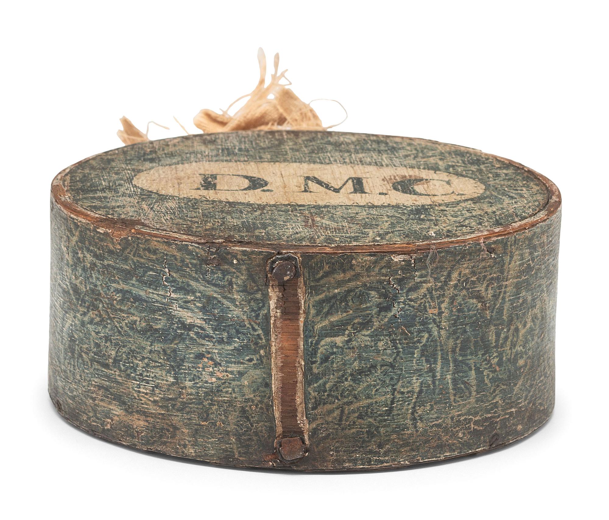 [AMERICANA]. "D.M.C." sponge decorated drum canteen
