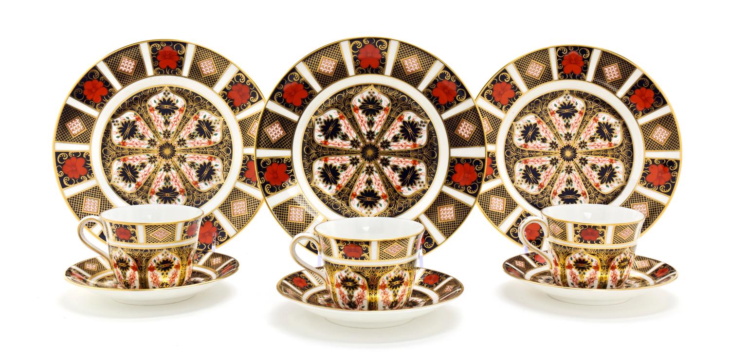 A Royal Crown Derby Porcelain Partial Dinner Service Diameter of plate 8 1/2 inches.