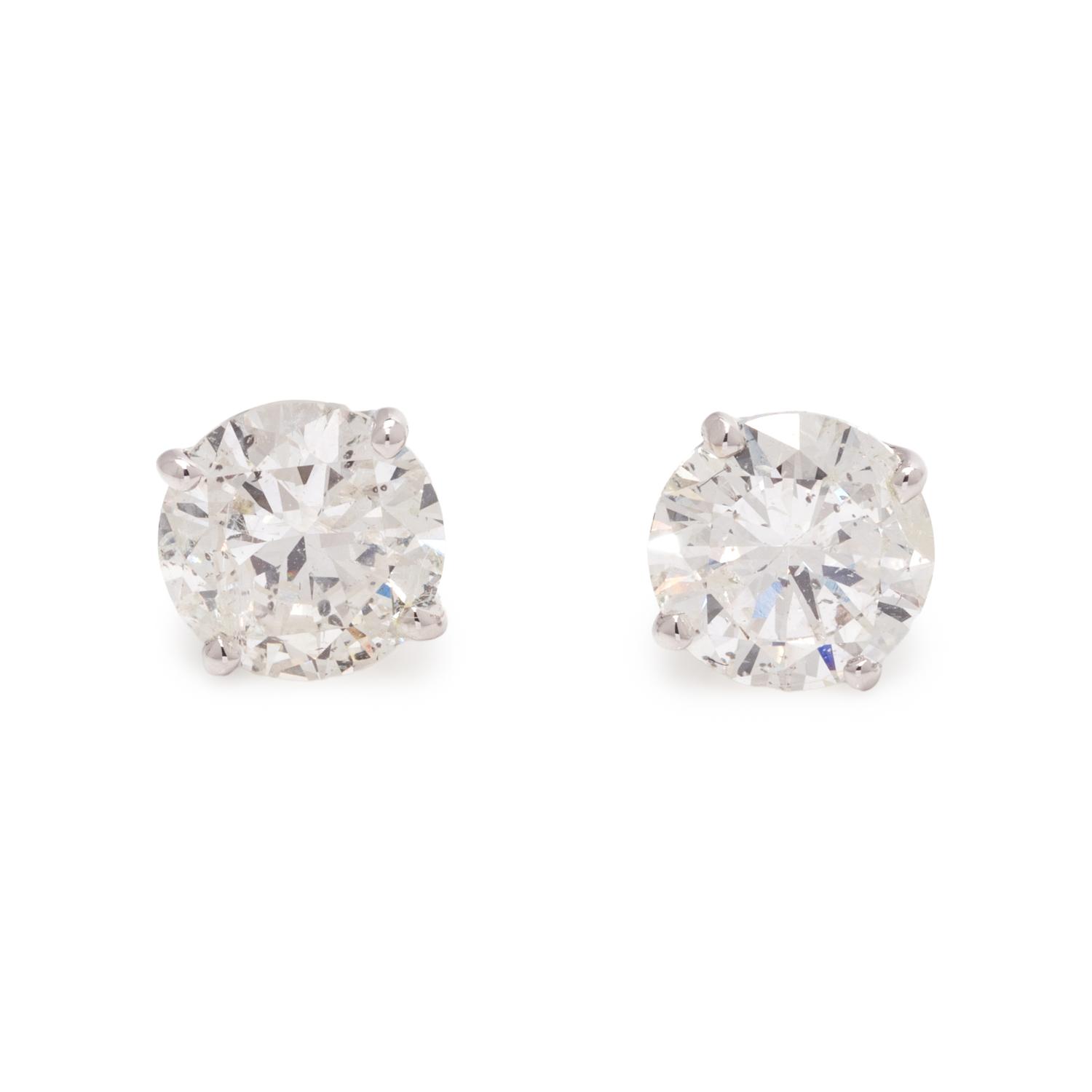 DIAMOND STUD EARRINGS