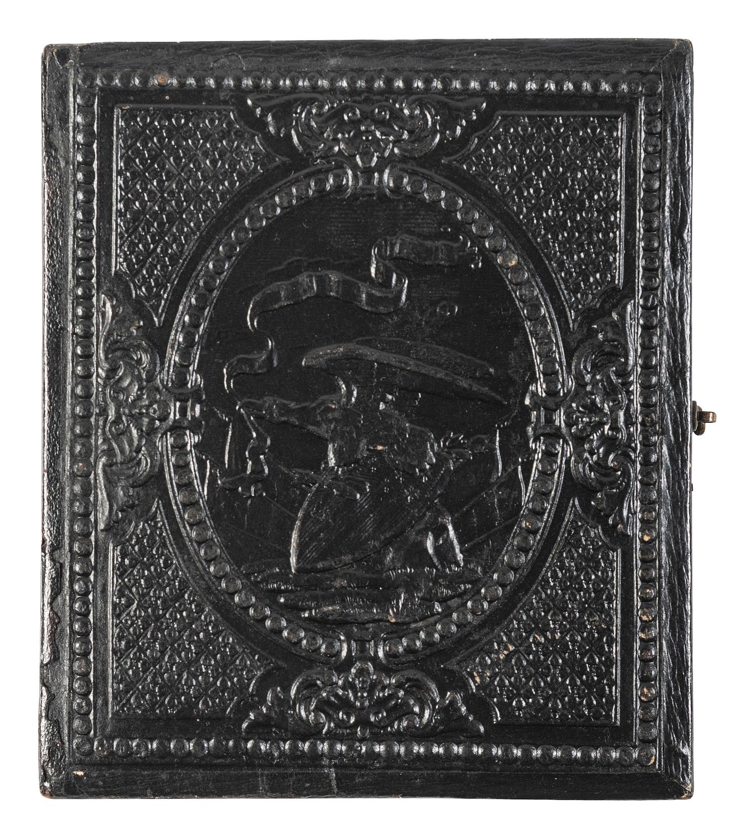 [CIVIL WAR]. Sixth plate tintype featuring a double-armed Union cavalryman.