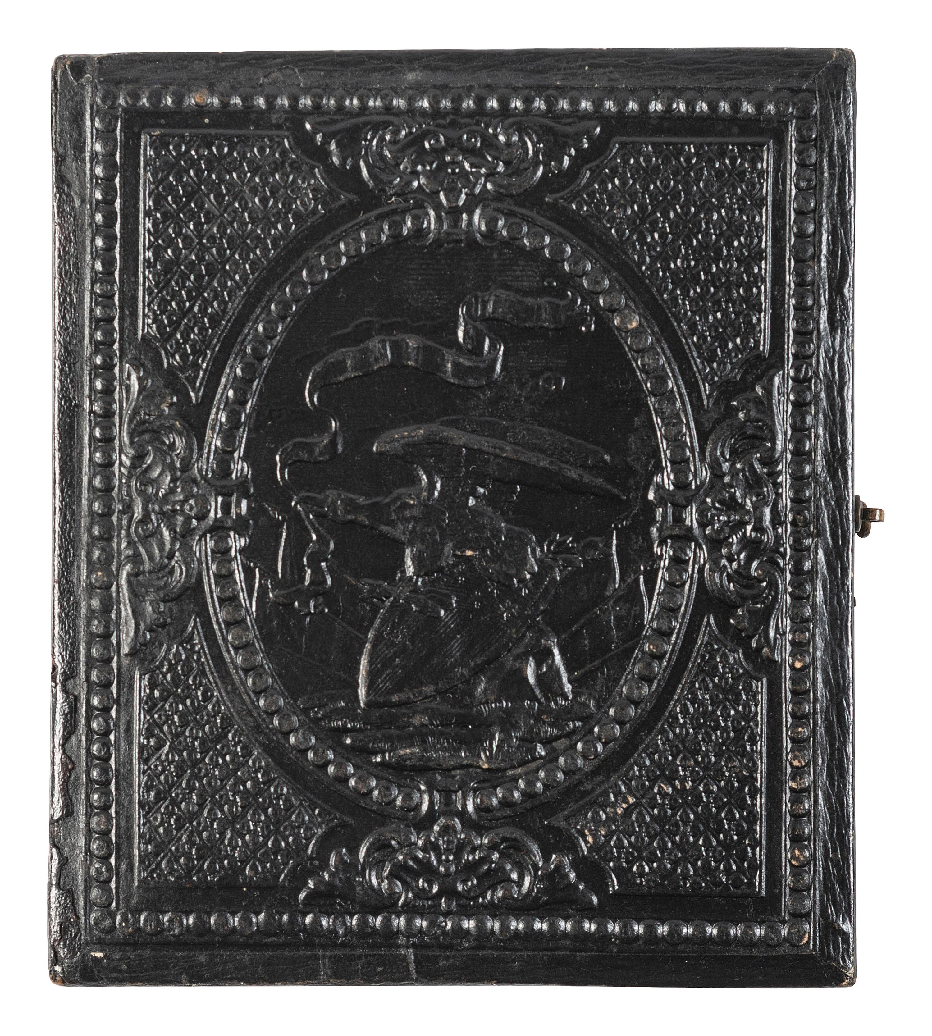 [CIVIL WAR]. Sixth plate tintype featuring a double-armed Union cavalryman.