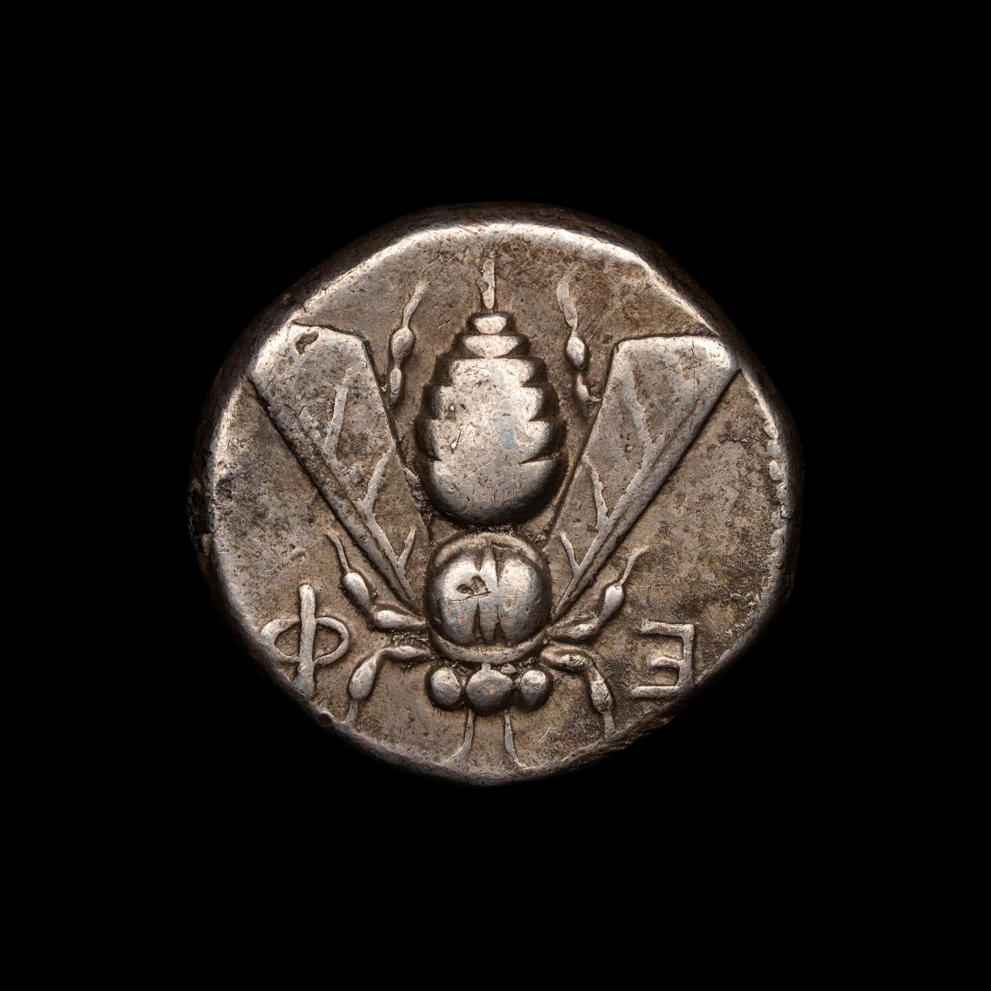 [ANCIENTS] IONIA. Ephesus (Circa 4th Century BC). Ar Tetradrachm (14.8 g, 23mm).