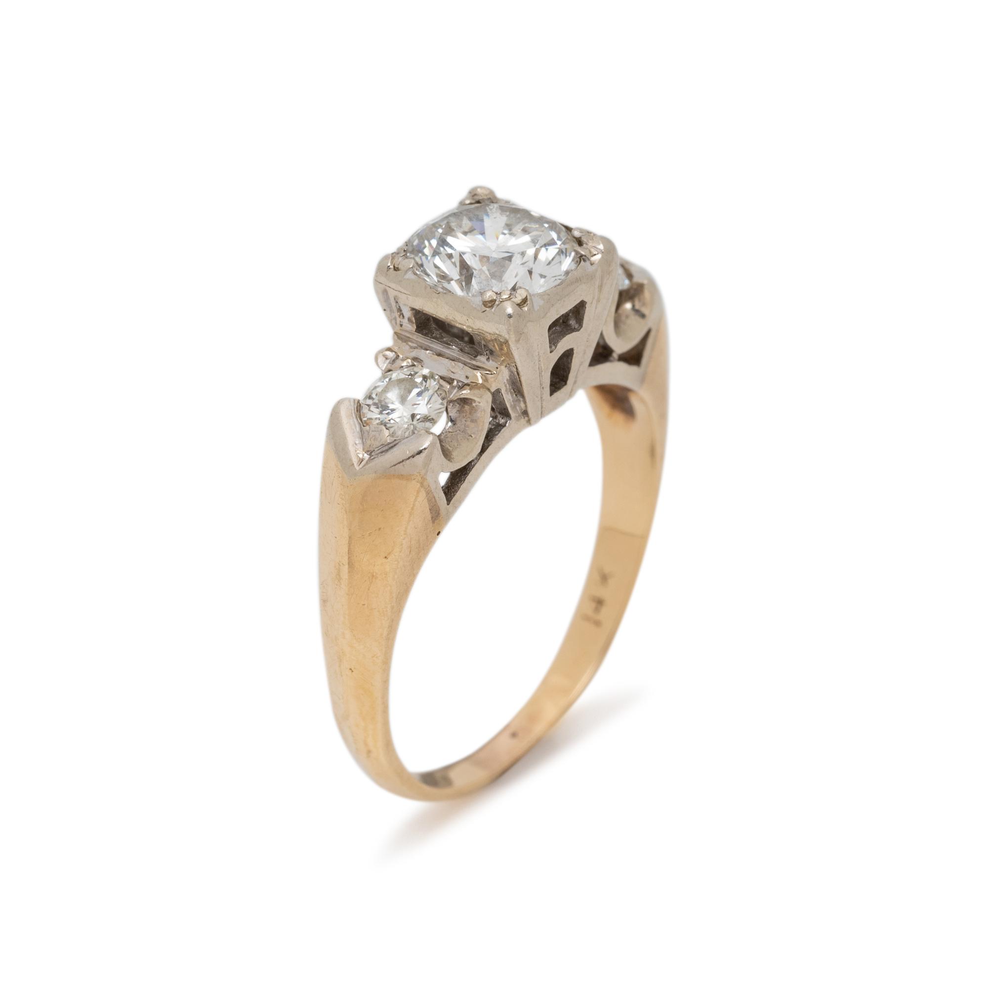 DIAMOND RING