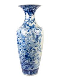 A Japanese Transfer-Printed and Painted Porcelain Large Vase — 20TH CENTURY