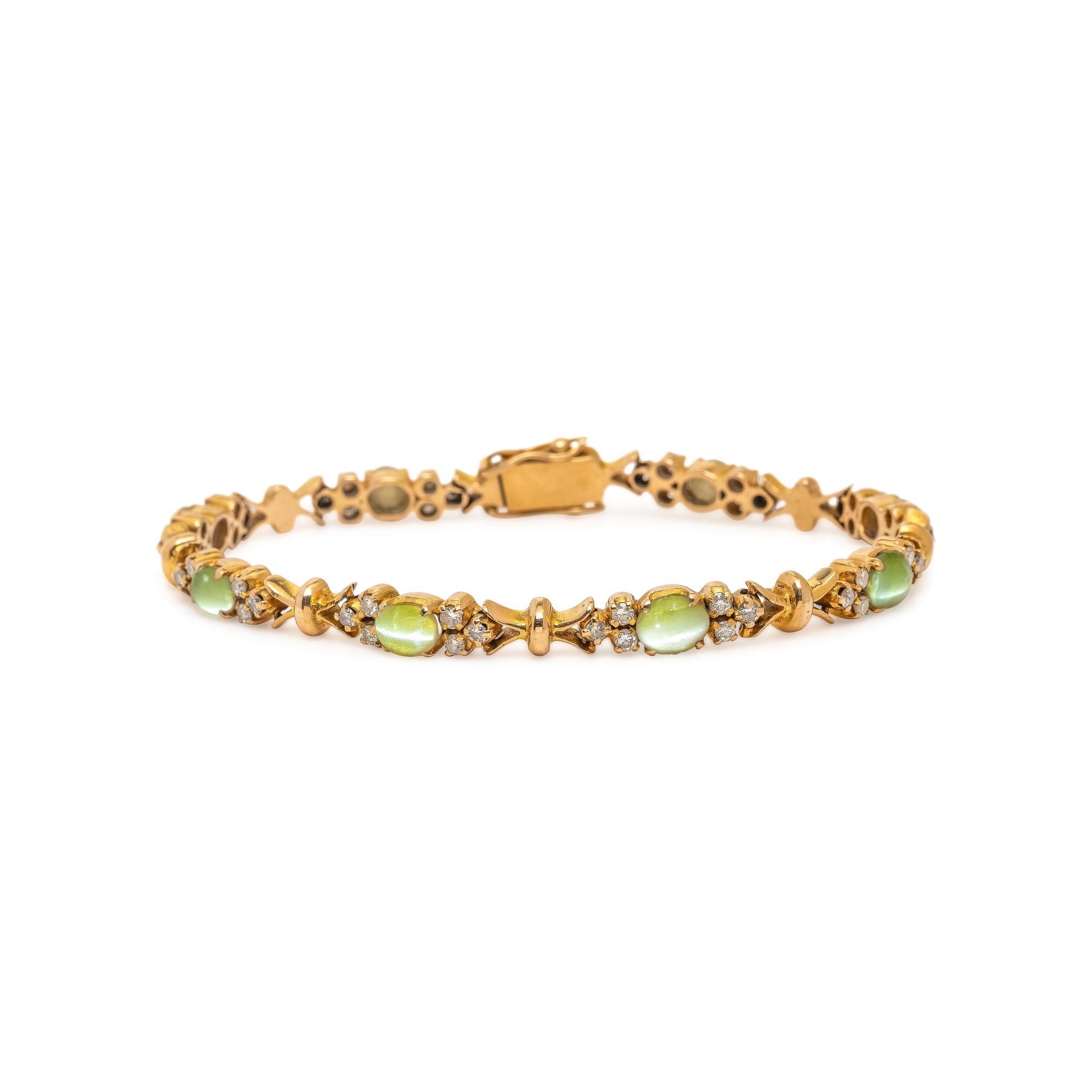 CAT'S EYE CHRYSOBERYL AND DIAMOND BRACELET