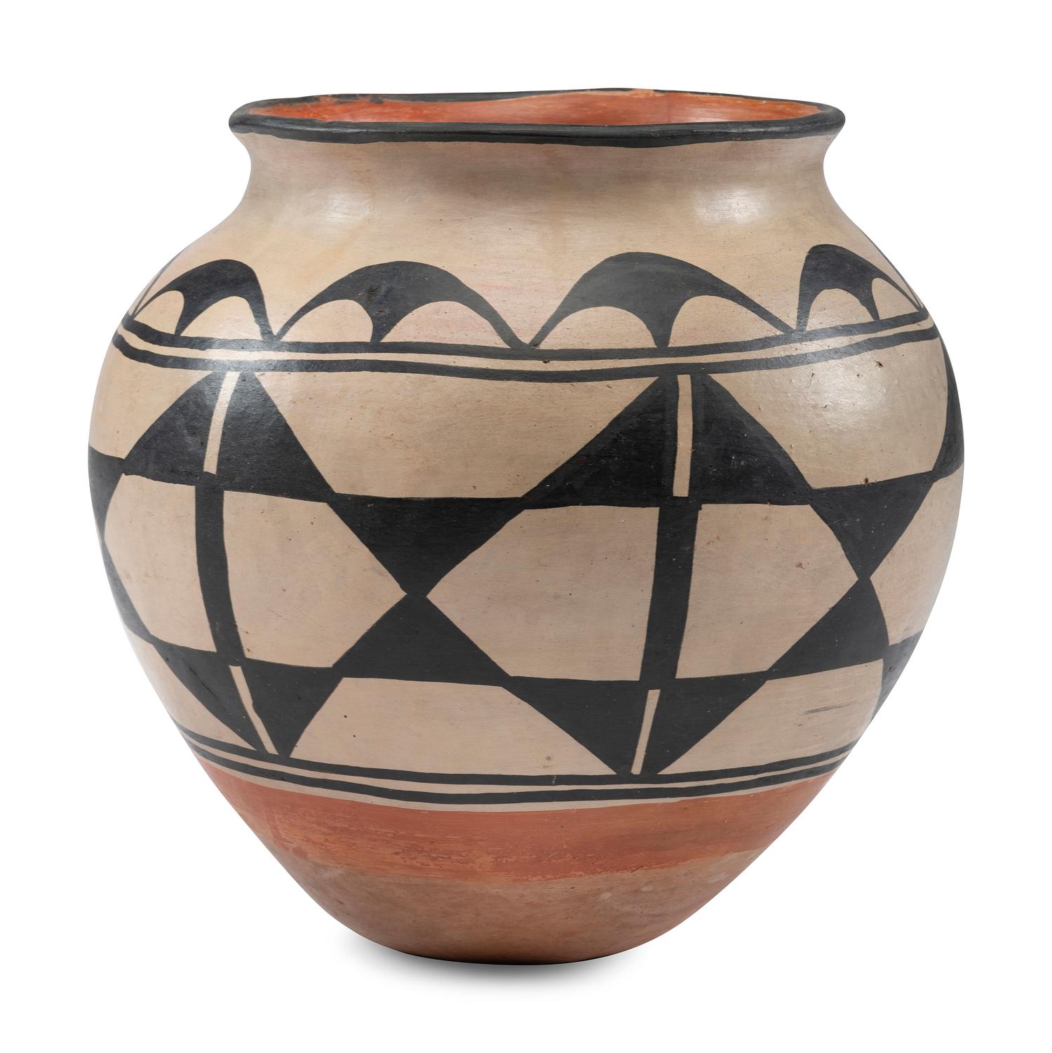 Kewa Pottery Jar