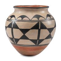 Kewa Pottery Jar