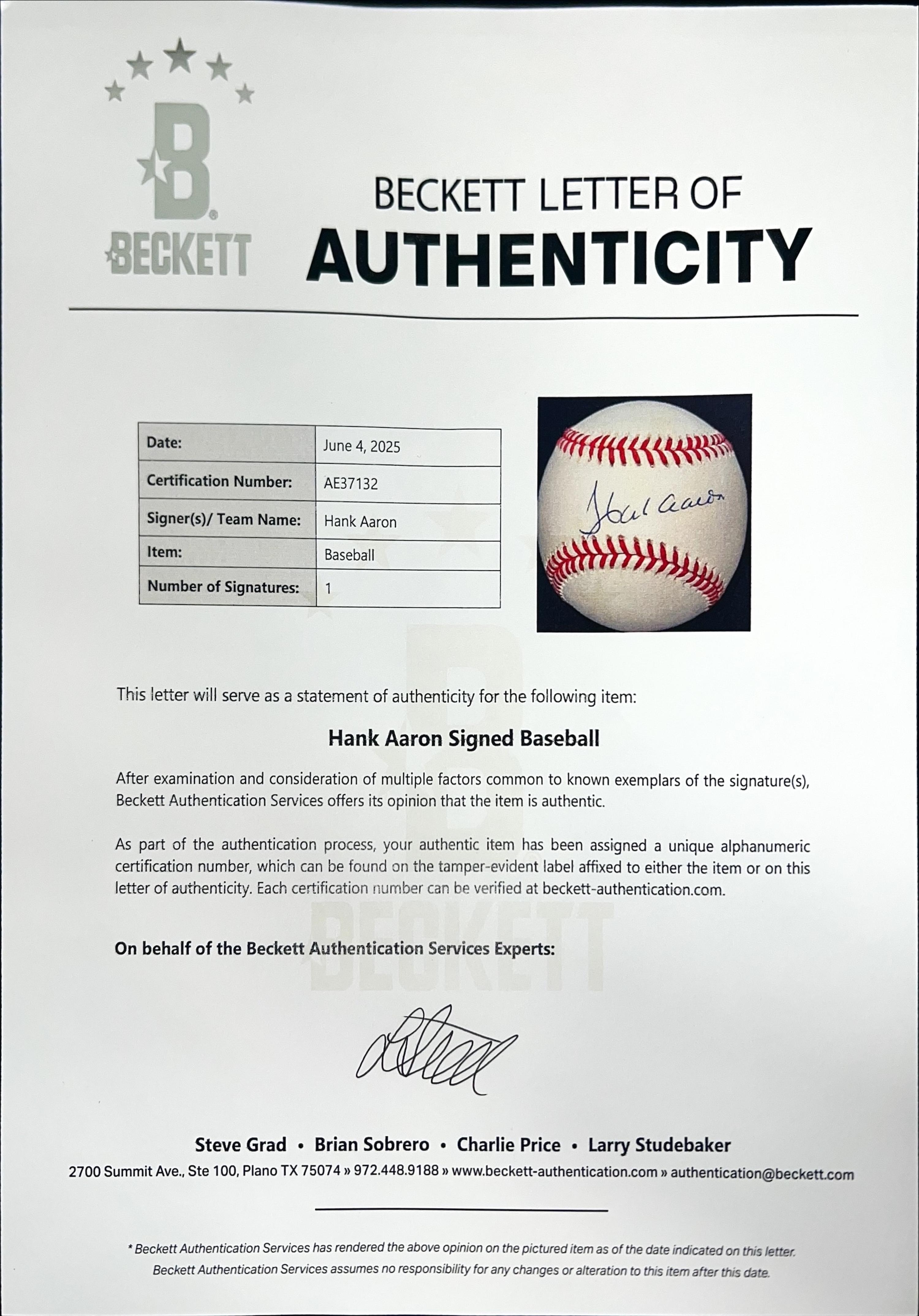 A Hank Aaron Single Signed Autograph Baseball (Beckett Authentication Services)