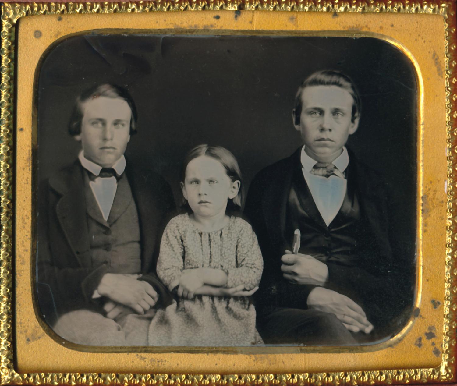 [Daguerreotype] The Pocket Knife
