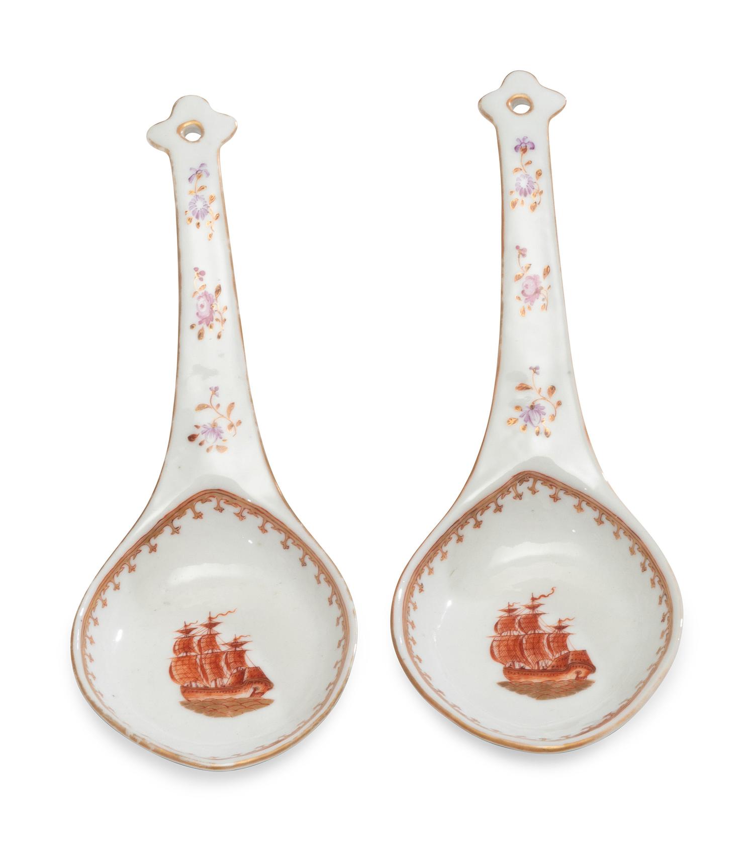 Five Chinese Export Porcelain Articles