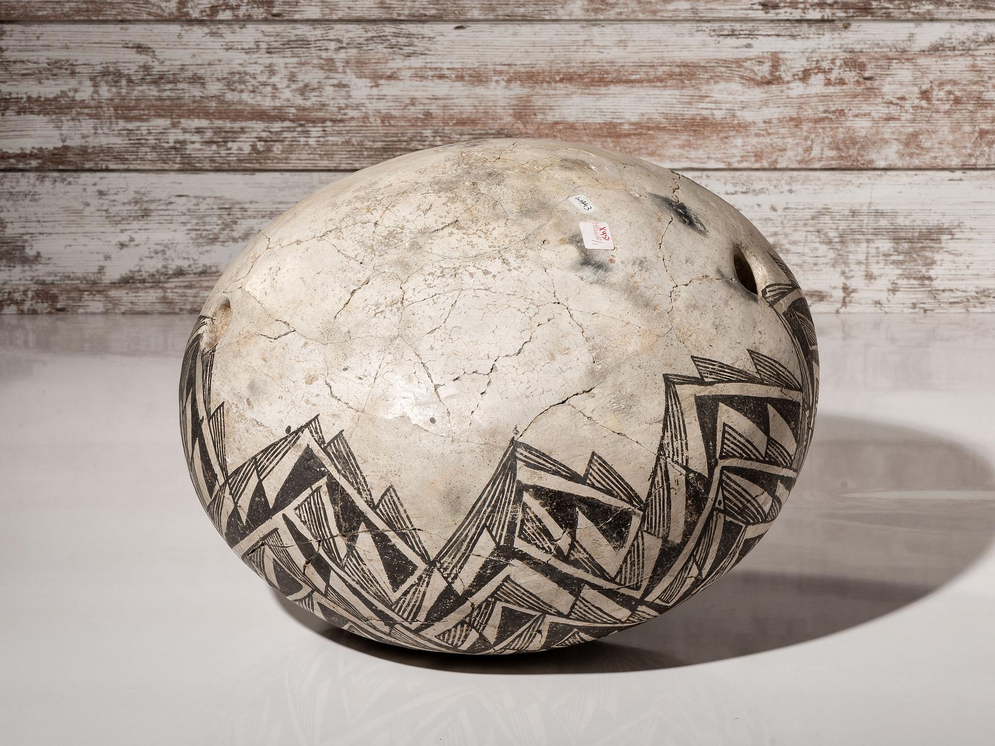 Ancestral Pueblo, Tularosa Pottery Olla