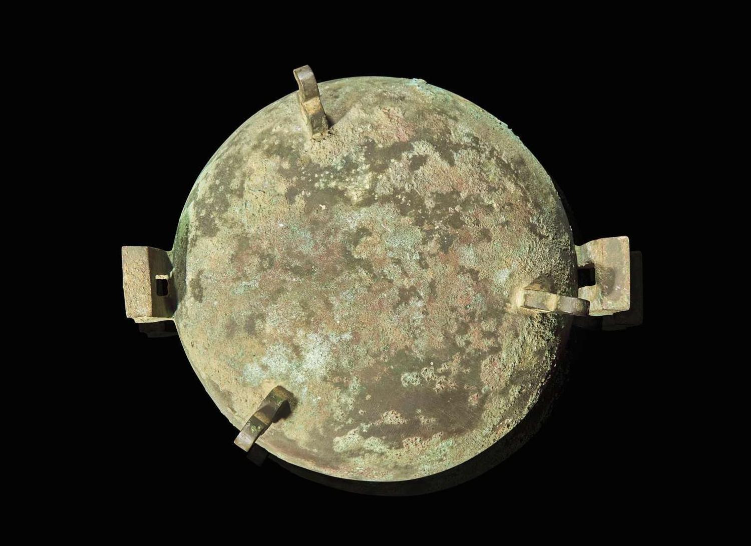 Two Chinese bronze tripod ritual vessels with covers, Dui, Warring States / Han dynasty 青銅敦兩件 戰國或漢