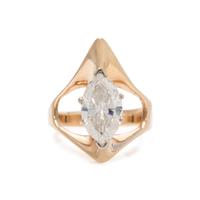 YELLOW GOLD AND DIAMOND RING