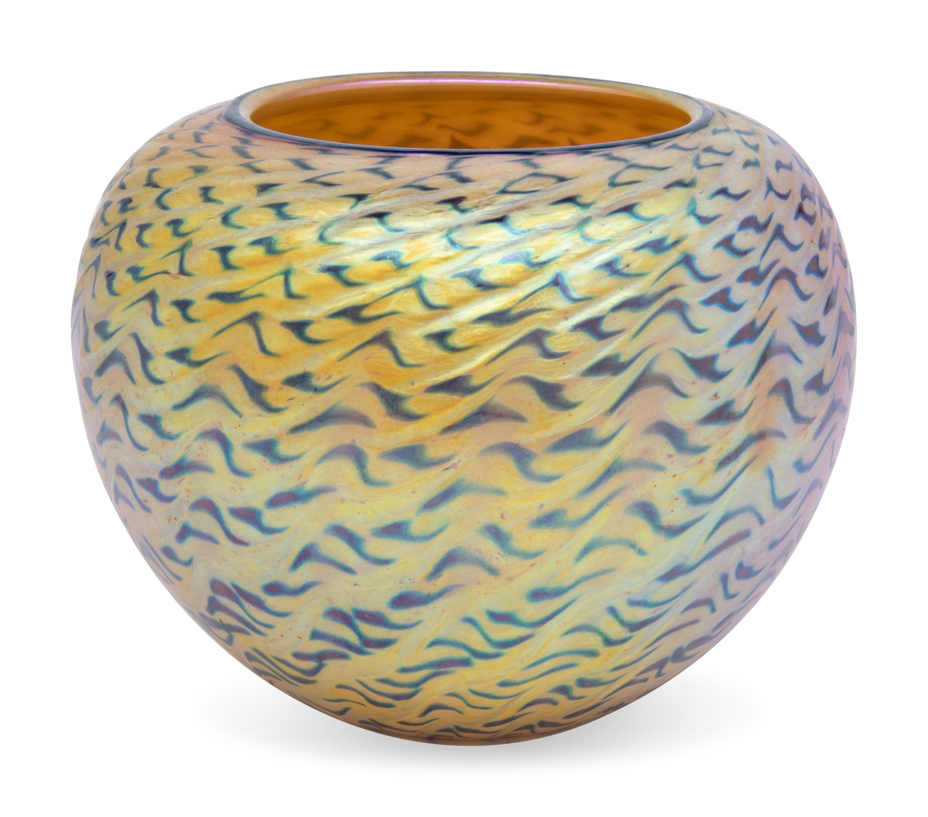 A Lundberg Studios Iridescent Art Glass Vase