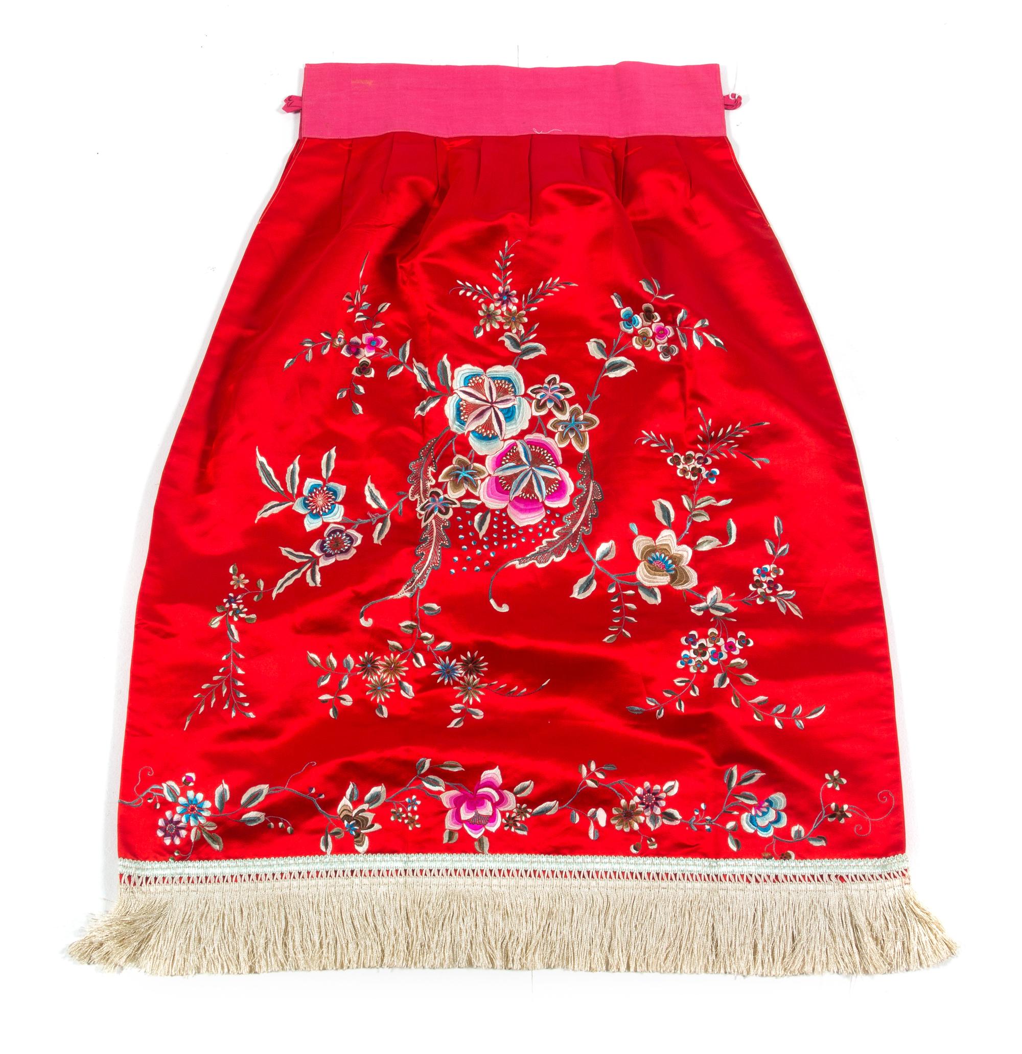 A Chinese Embroidered Silk Skirt — EARLY 20TH CENTURY
