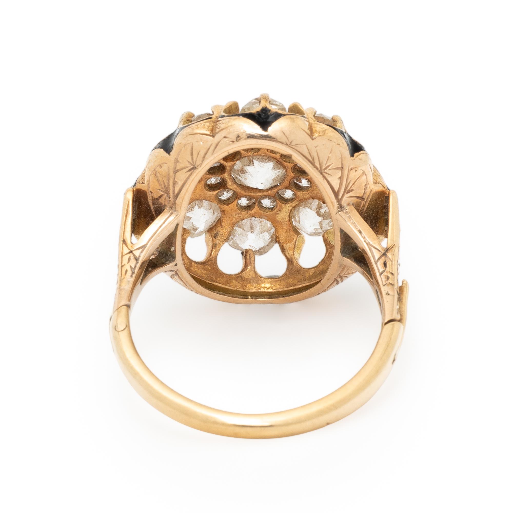 ANTIQUE, DIAMOND CLUSTER RING